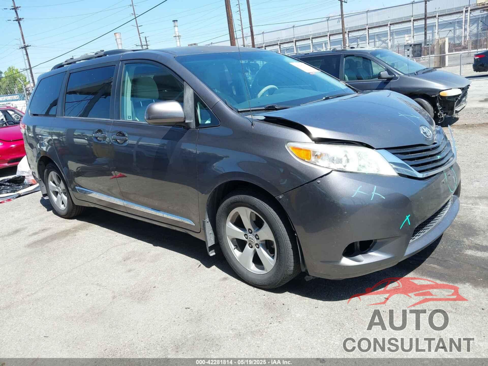 TOYOTA SIENNA 2012 - 5TDKK3DC0CS278021