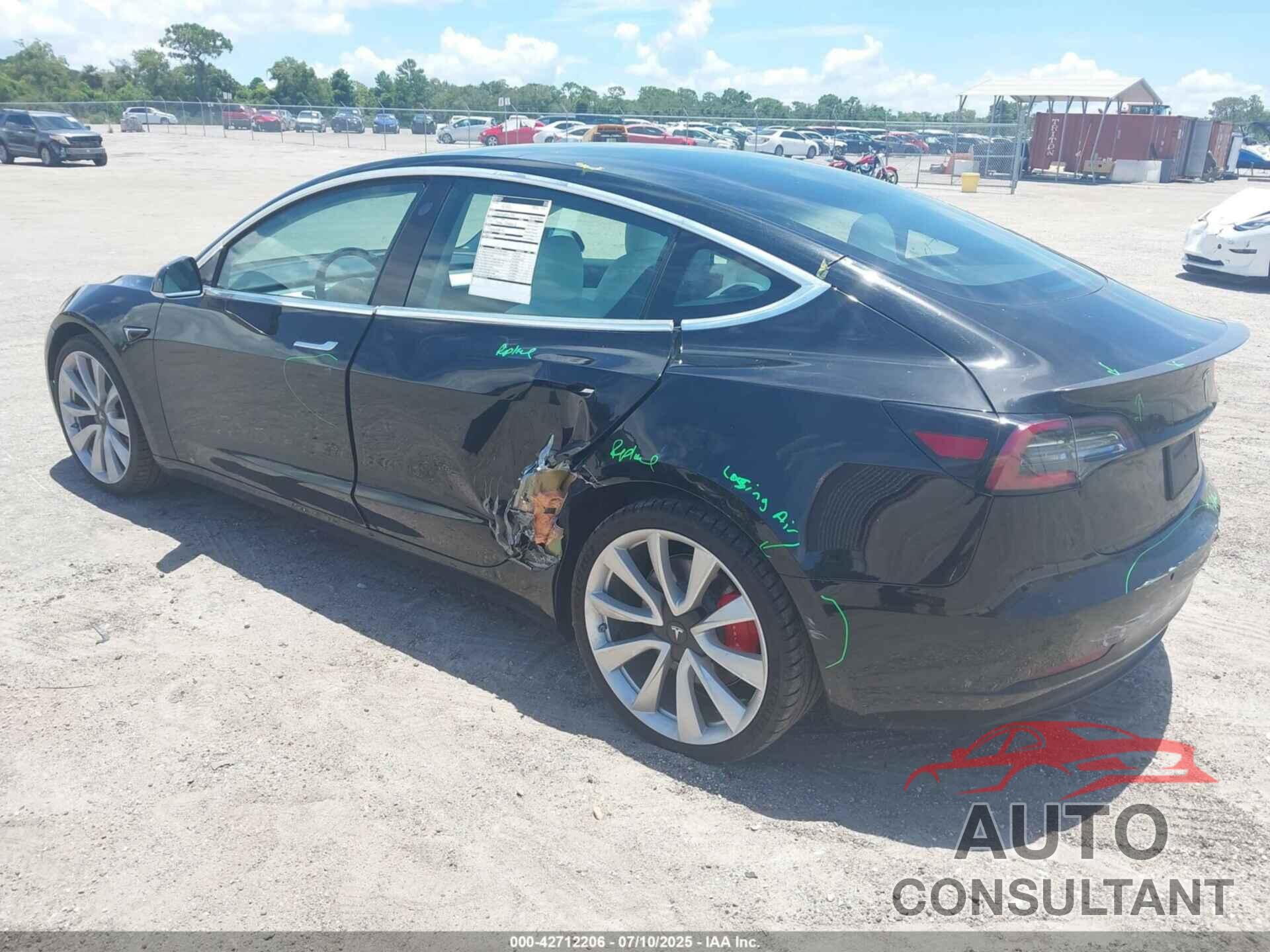 TESLA MODEL 3 2019 - 5YJ3E1EB8KF393295