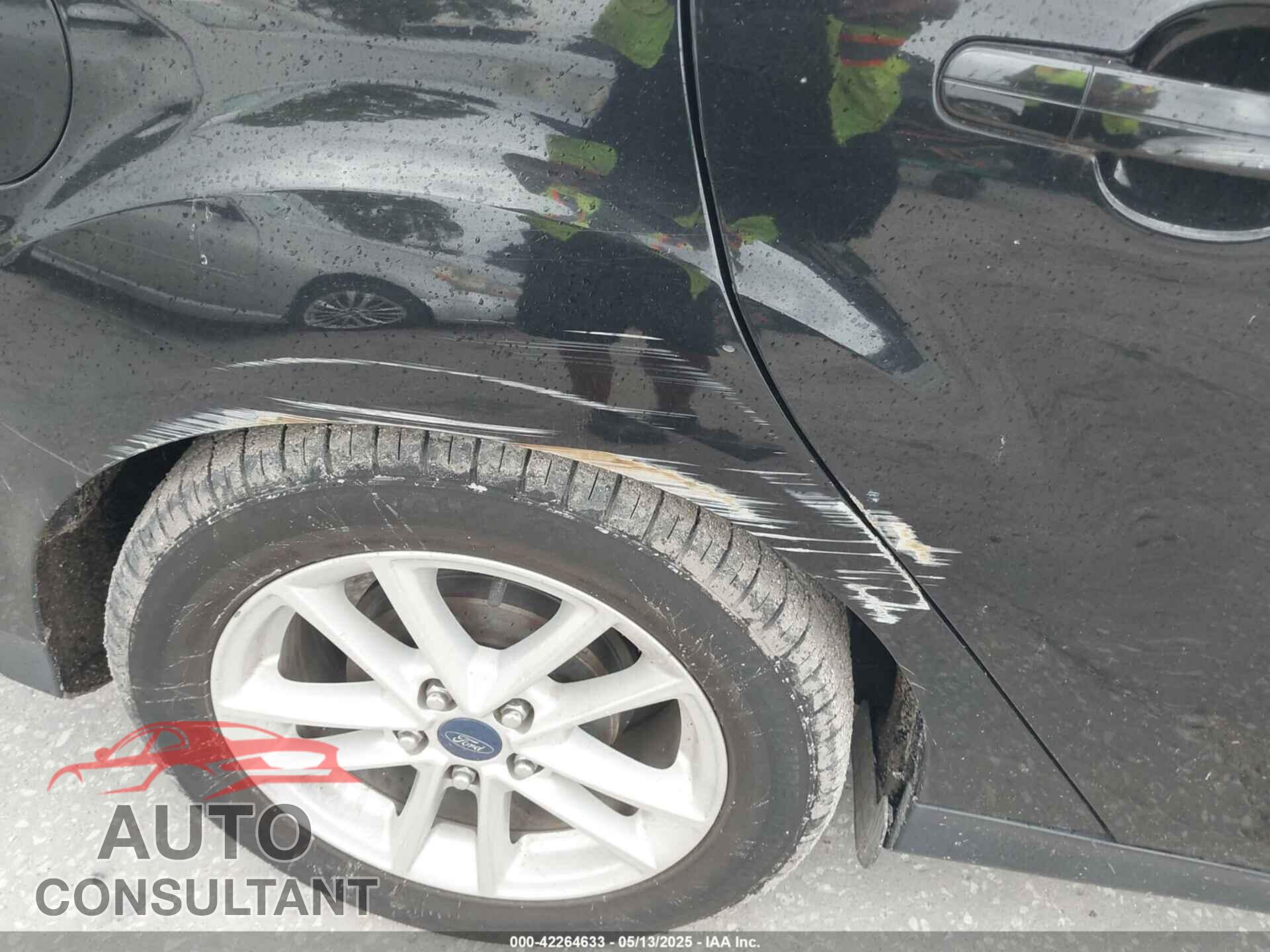 FORD FOCUS 2015 - 1FADP3F21FL313207