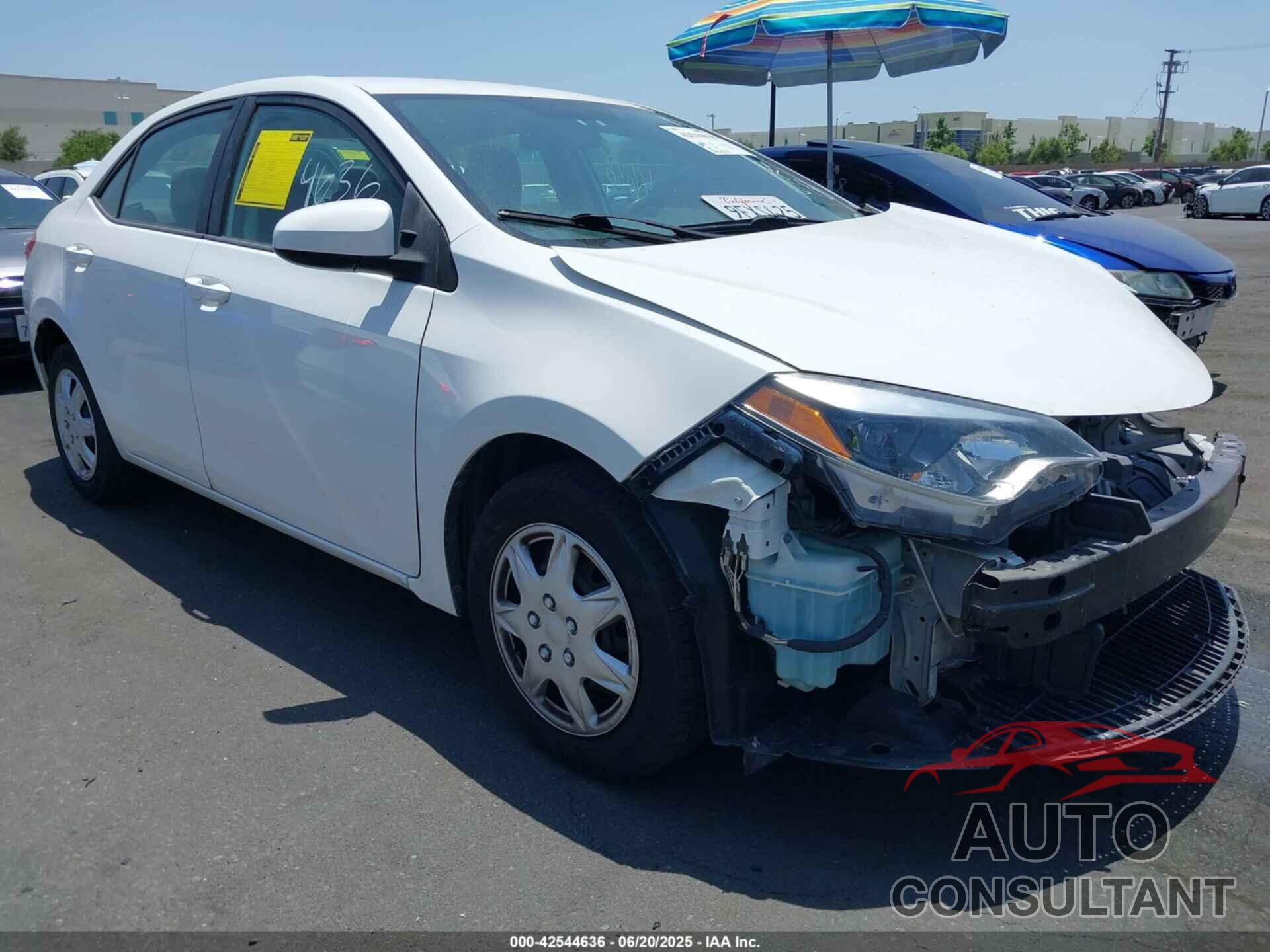 TOYOTA COROLLA 2015 - 5YFBURHE3FP214075