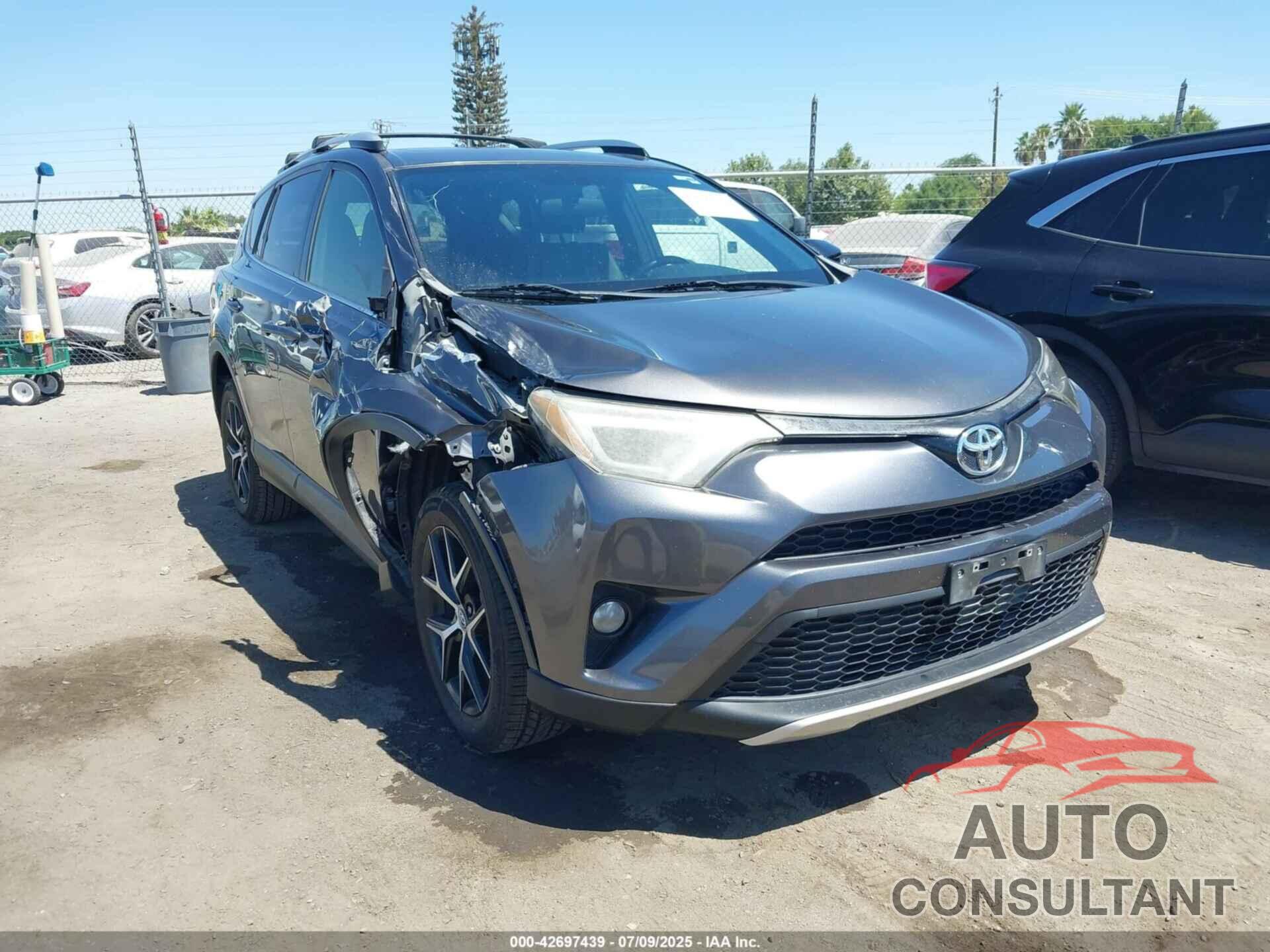 TOYOTA RAV4 2016 - JTMNFREV0GJ063469