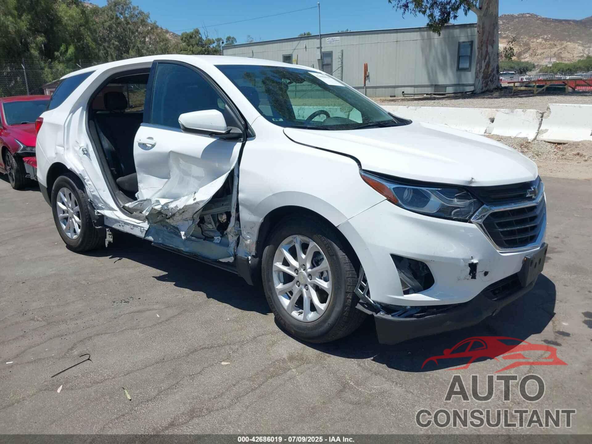 CHEVROLET EQUINOX 2018 - 3GNAXJEV2JL268568