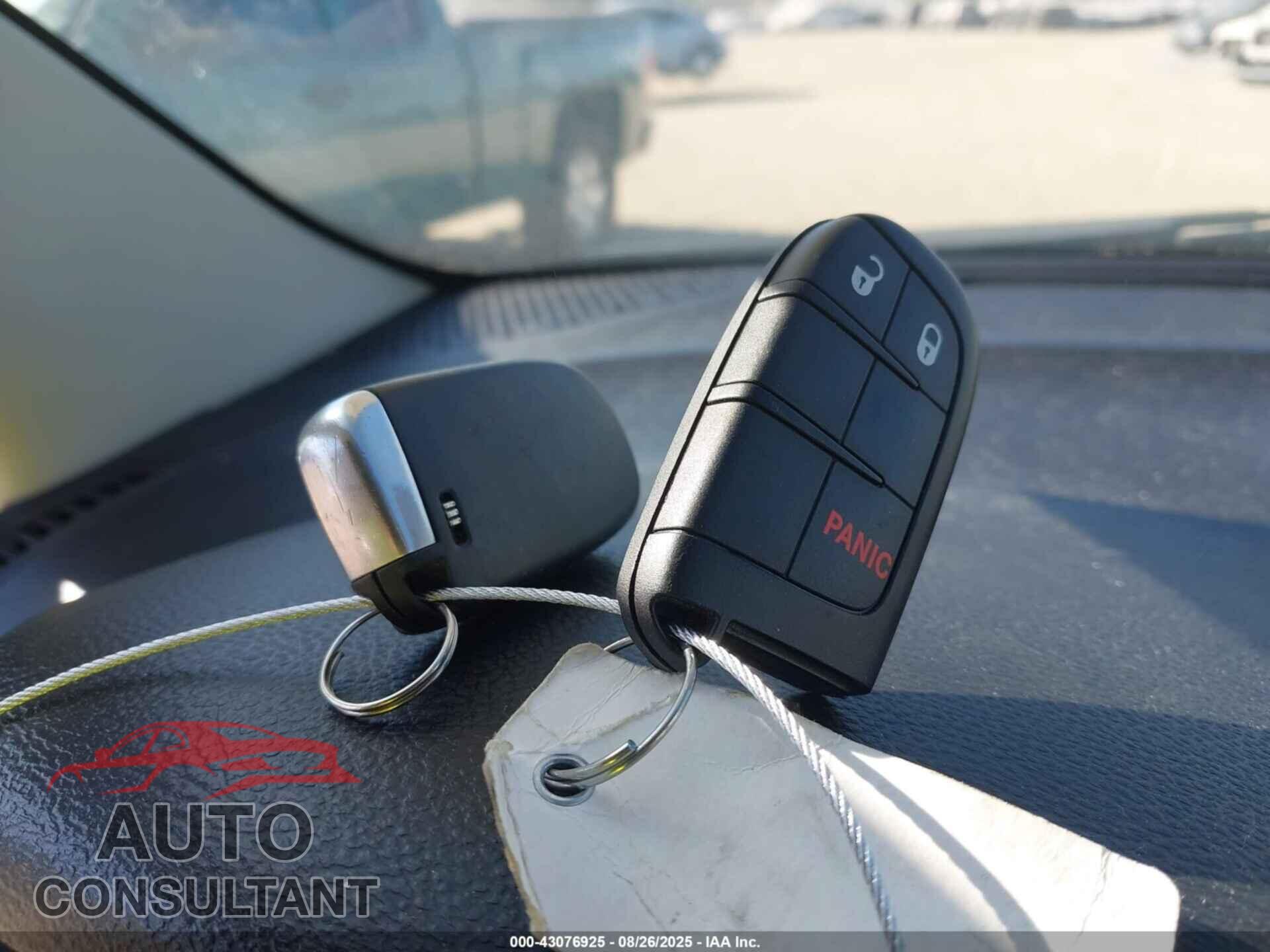 DODGE JOURNEY 2015 - 3C4PDCAB2FT692469
