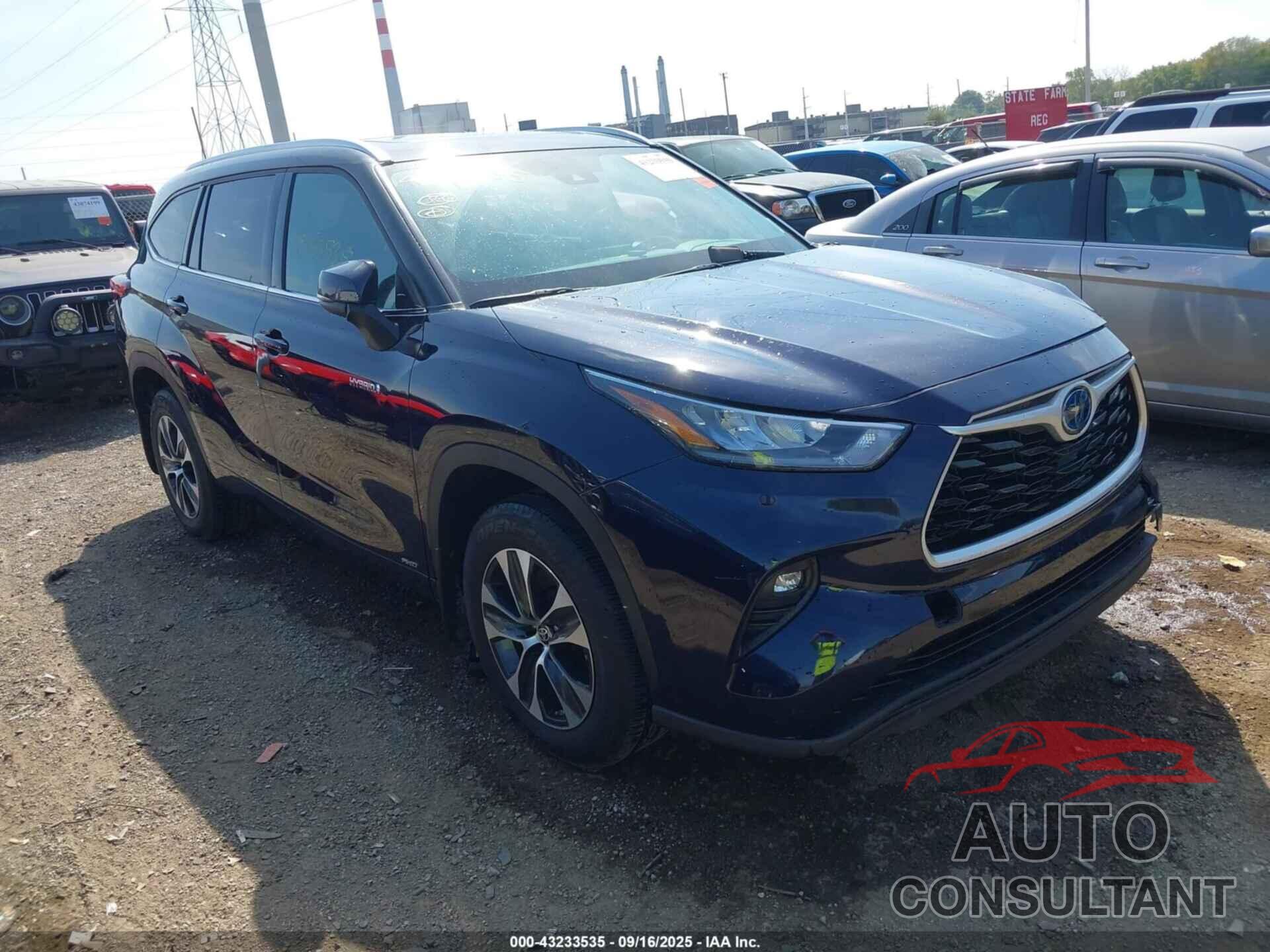 TOYOTA HIGHLANDER 2020 - 5TDHBRCH0LS500115