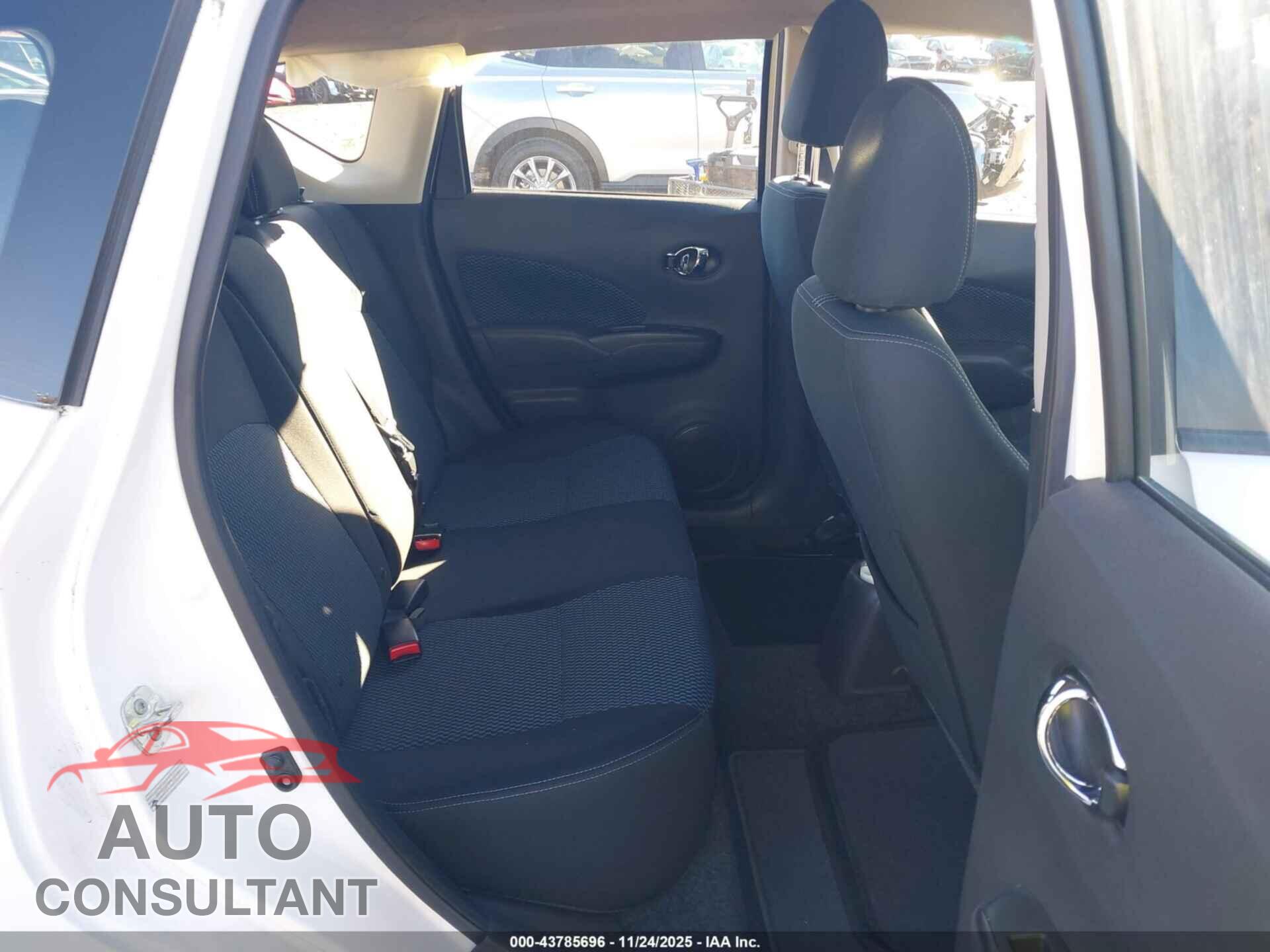 NISSAN VERSA NOTE 2017 - 3N1CE2CP3HL381623