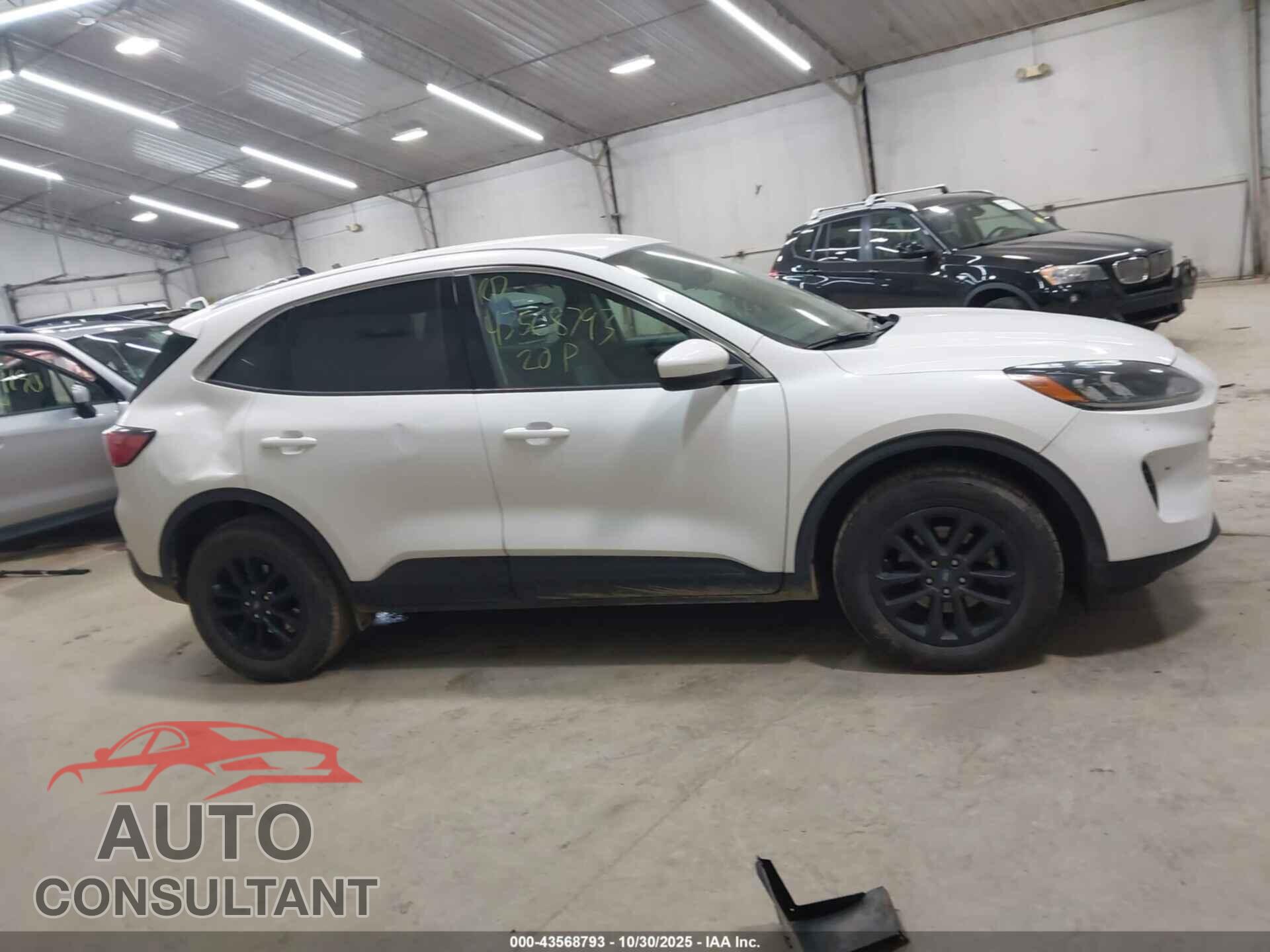 FORD ESCAPE 2020 - 1FMCU9G60LUA97645