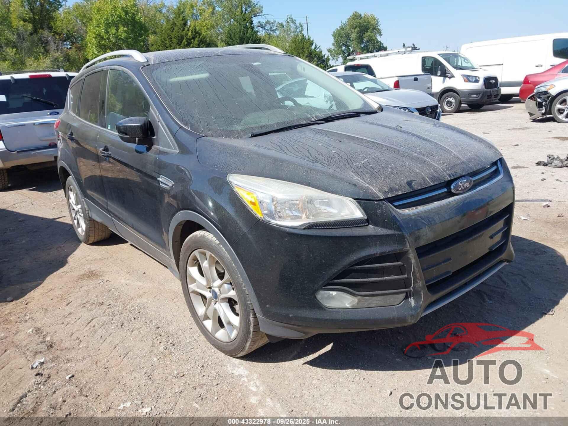 FORD ESCAPE 2014 - 1FMCU0J90EUA47331