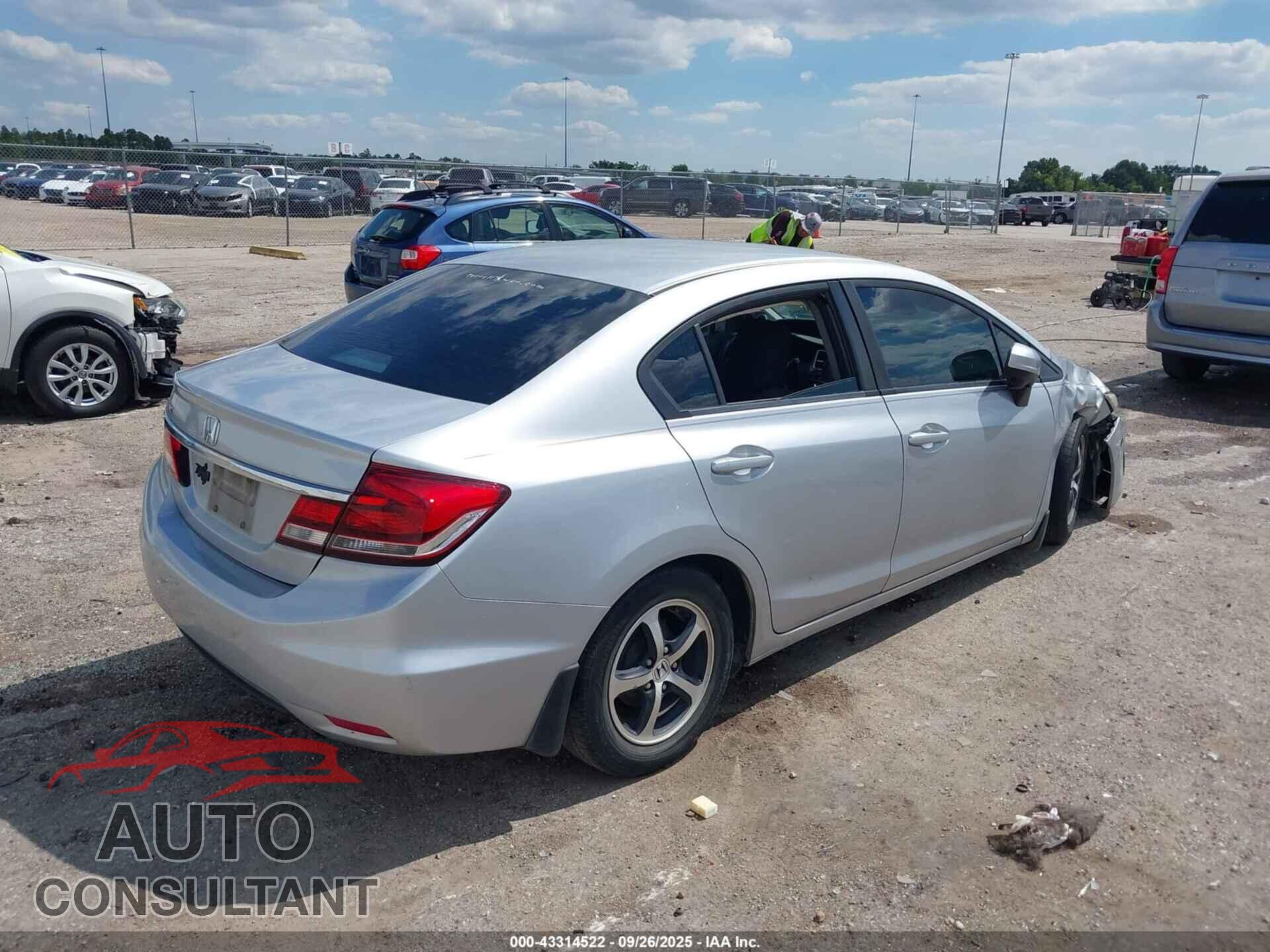 HONDA CIVIC 2015 - 2HGFB2F74FH540414