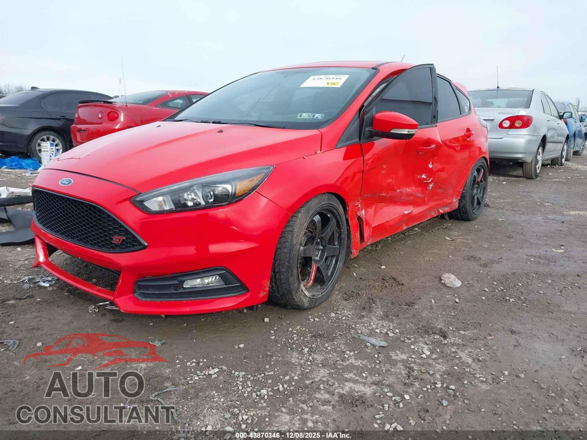 FORD FOCUS 2017 - 1FADP3L95HL338700