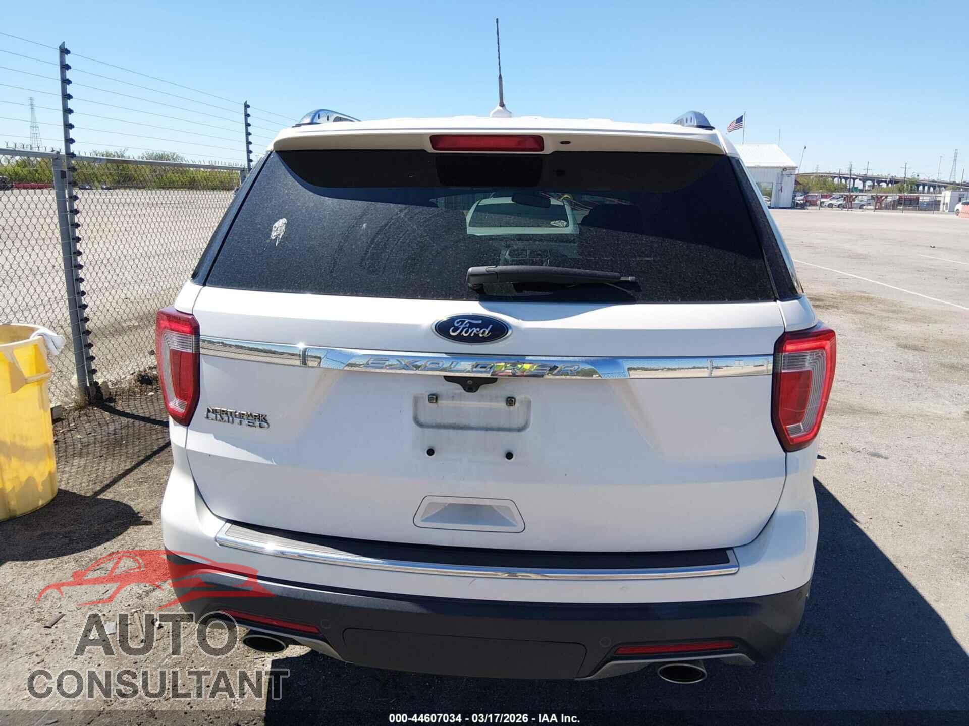 FORD EXPLORER 2018 - 1FM5K7F80JGB63063