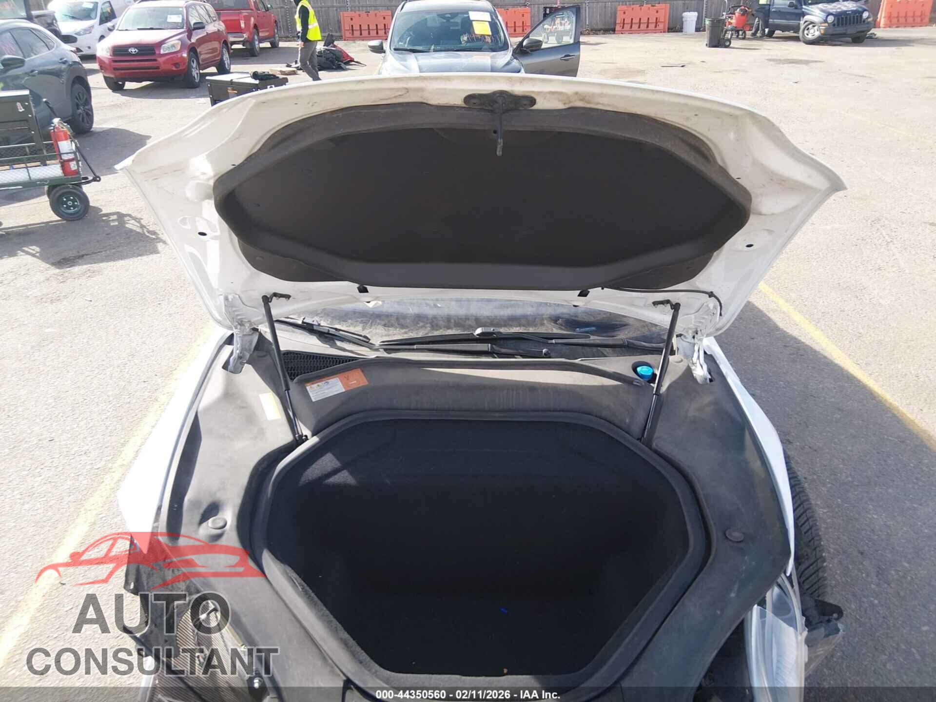 TESLA MODEL S 2015 - 5YJSA1E2XFF117939