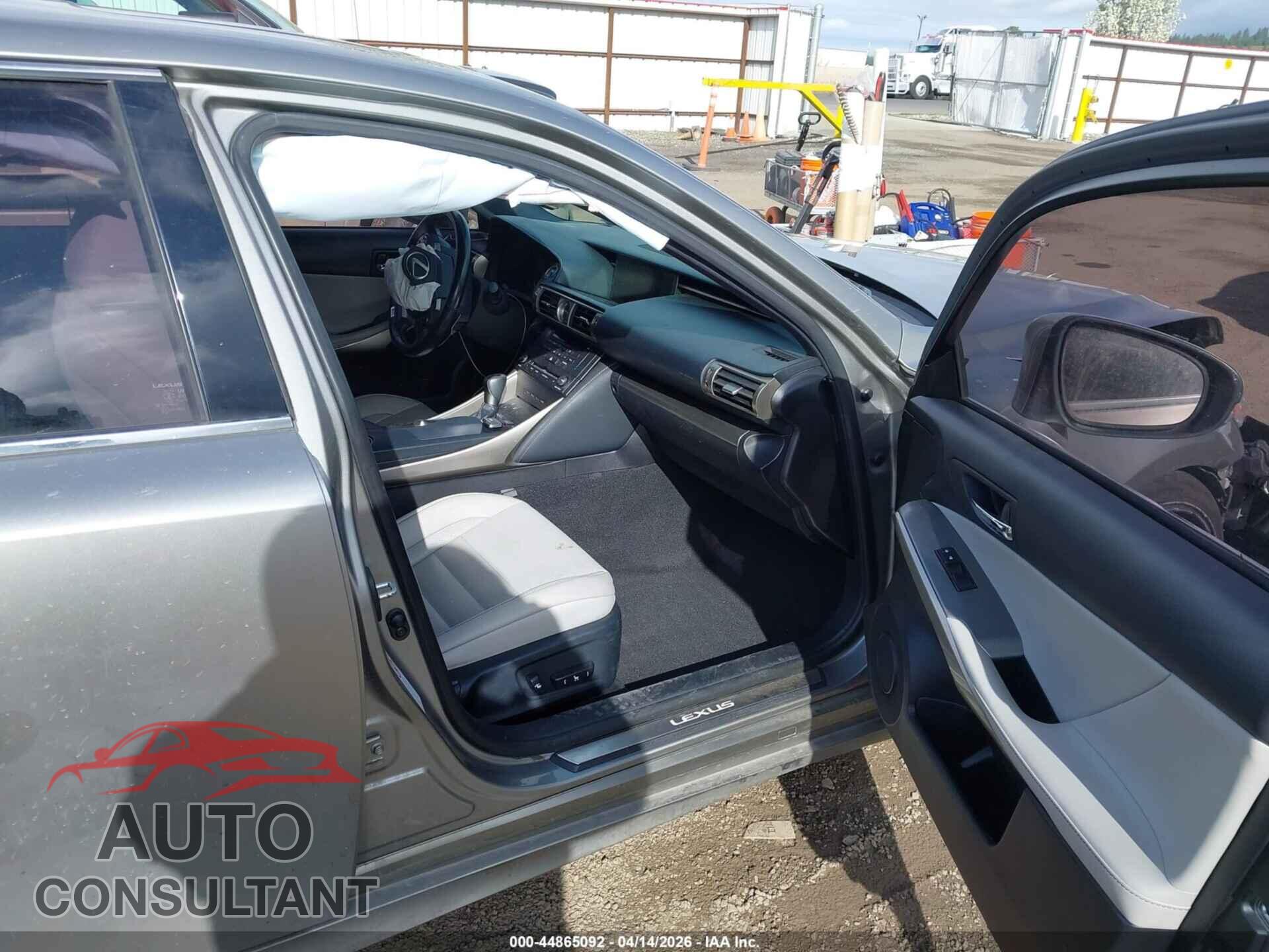 LEXUS IS 250 2015 - JTHCF1D28F5026868