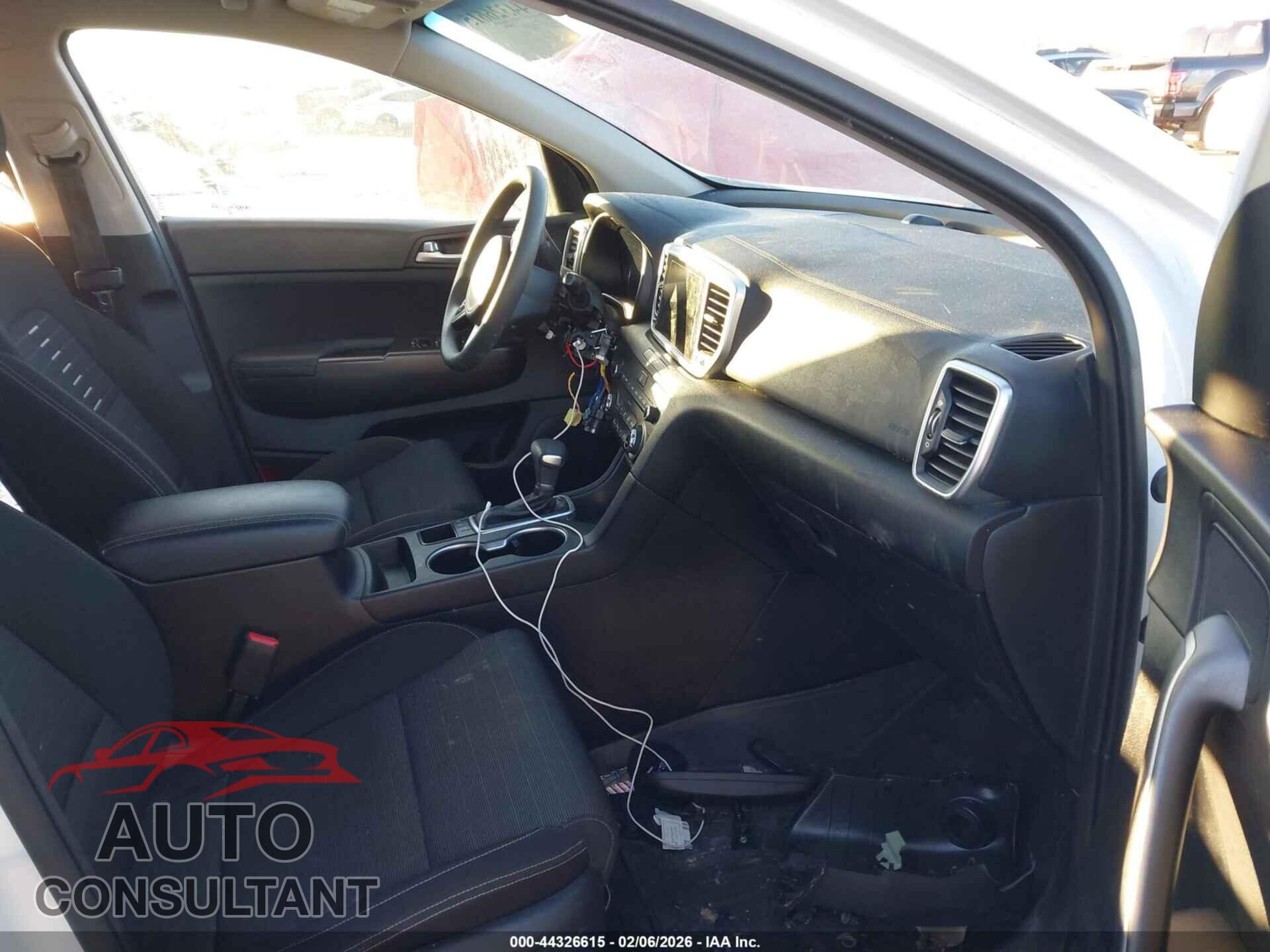 KIA SPORTAGE 2020 - KNDPMCAC1L7756980