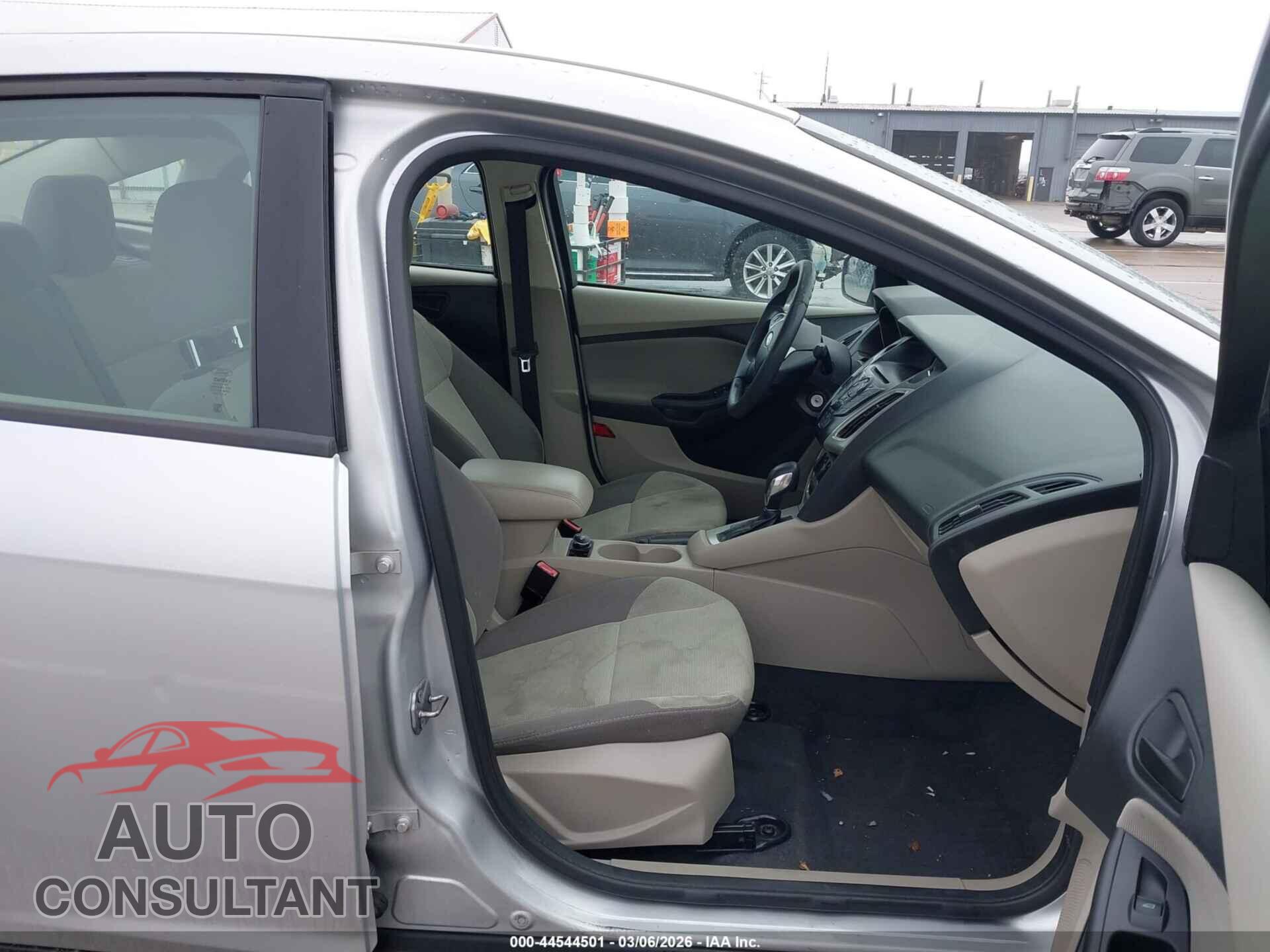 FORD FOCUS 2012 - 1FAHP3F24CL396970