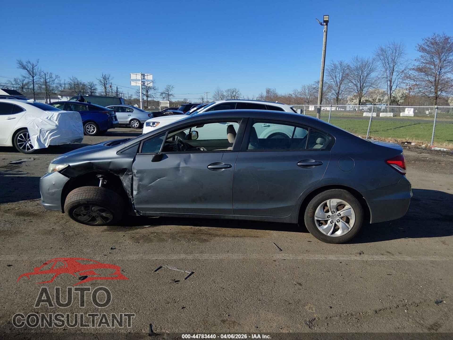 HONDA CIVIC 2013 - 19XFB2F56DE282032