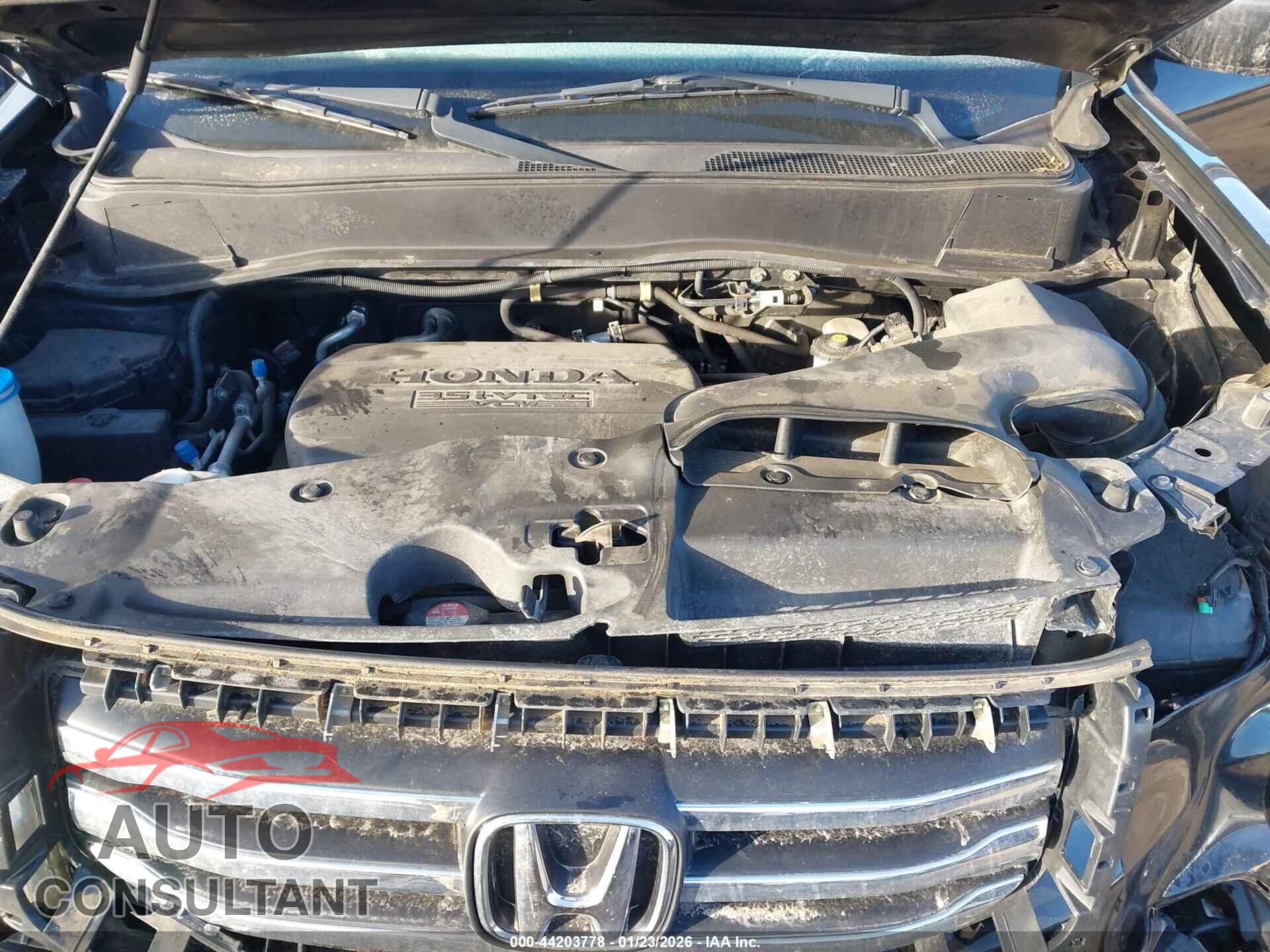 HONDA PILOT 2013 - 5FNYF4H75DB080381