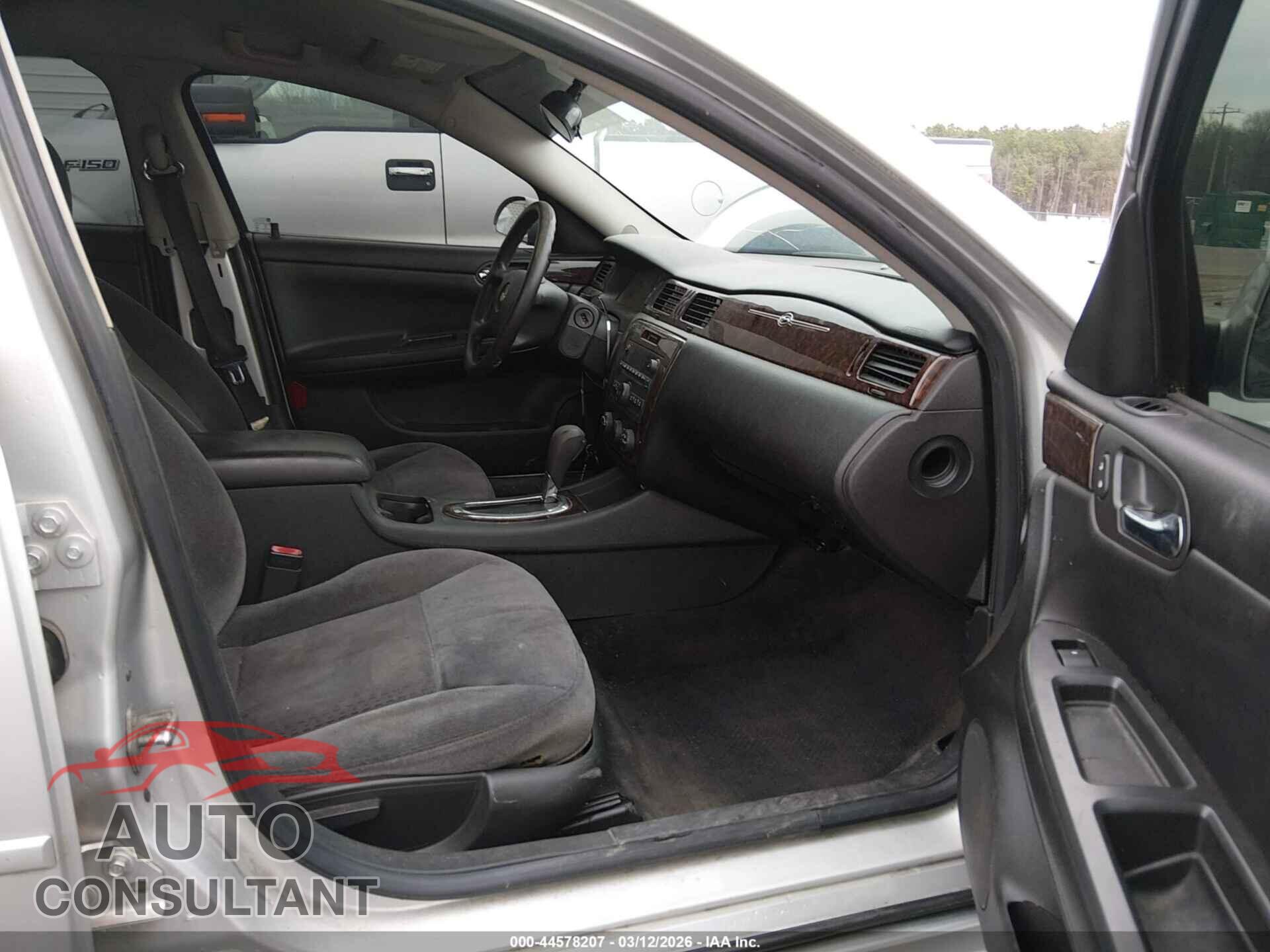 CHEVROLET IMPALA 2013 - 2G1WF5E30D1263682