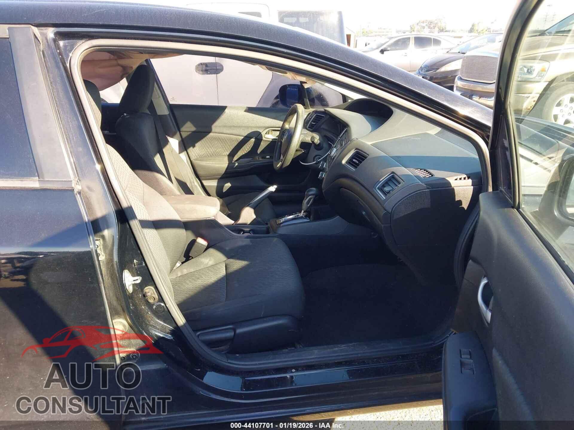 HONDA CIVIC 2015 - 19XFB2F5XFE261705