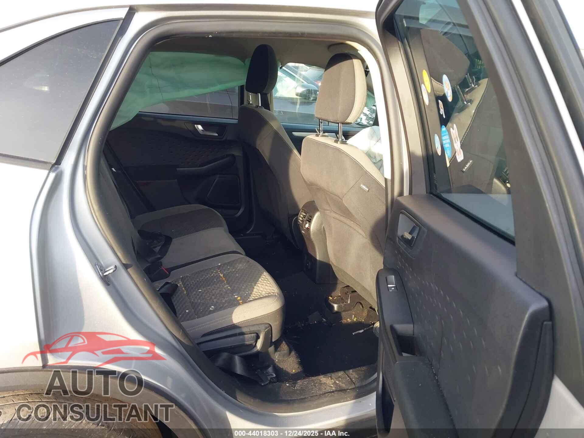 FORD ESCAPE 2020 - 1FMCU9G65LUA52376