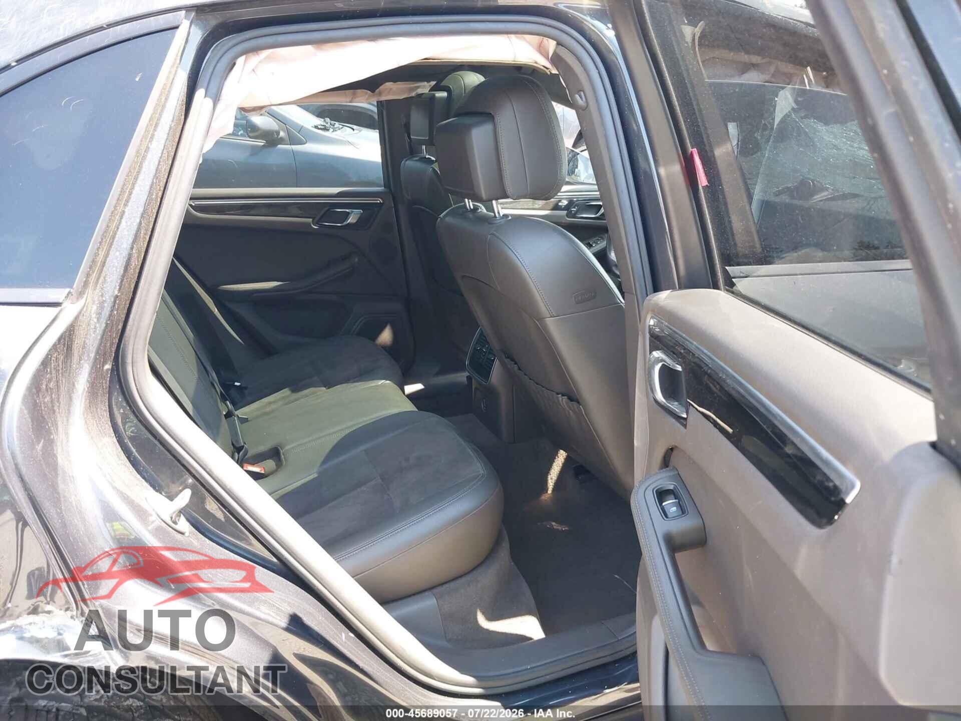 PORSCHE MACAN 2017 - WP1AA2A54HLB04135