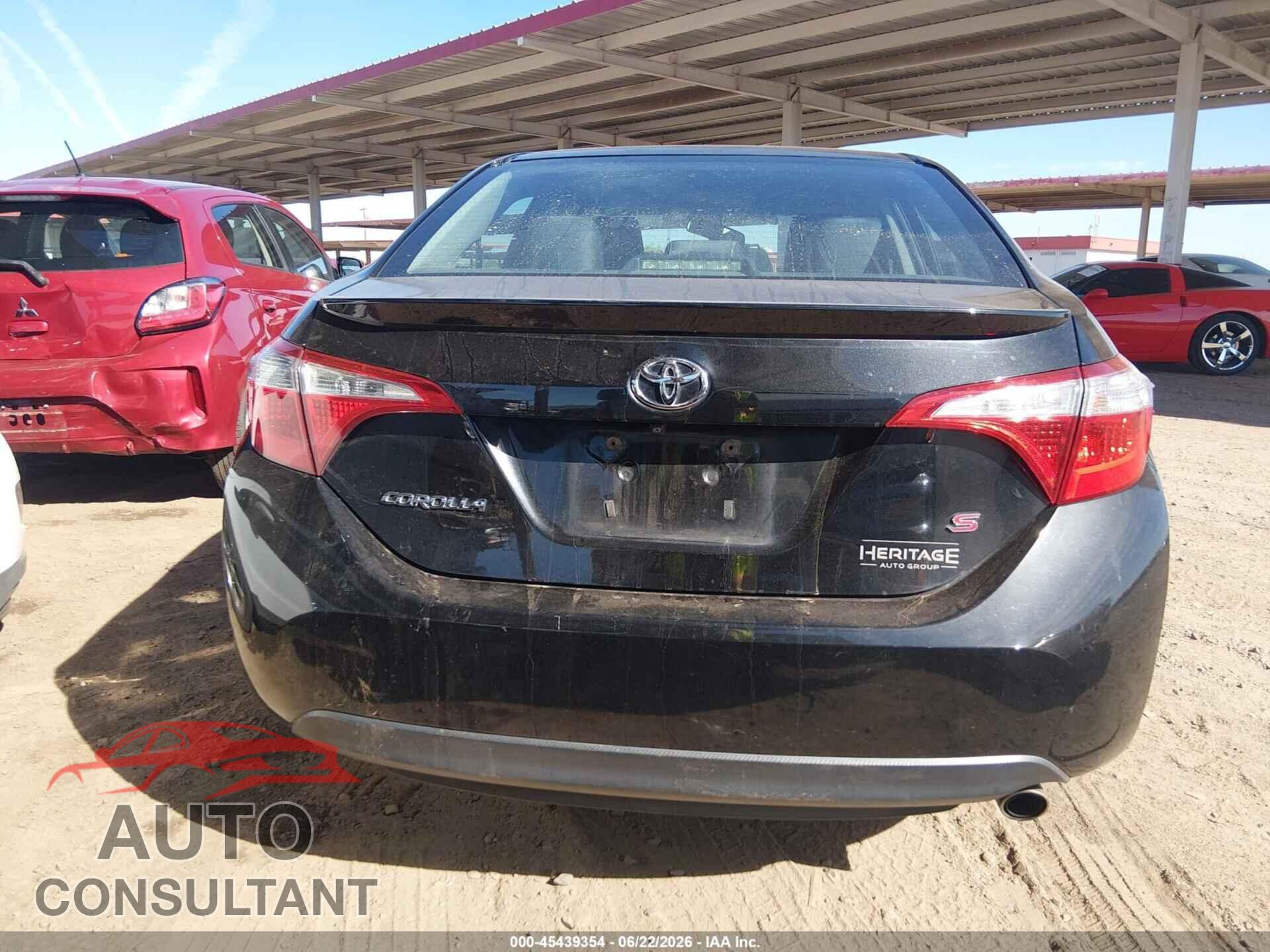 TOYOTA COROLLA 2015 - 2T1BURHE7FC453368