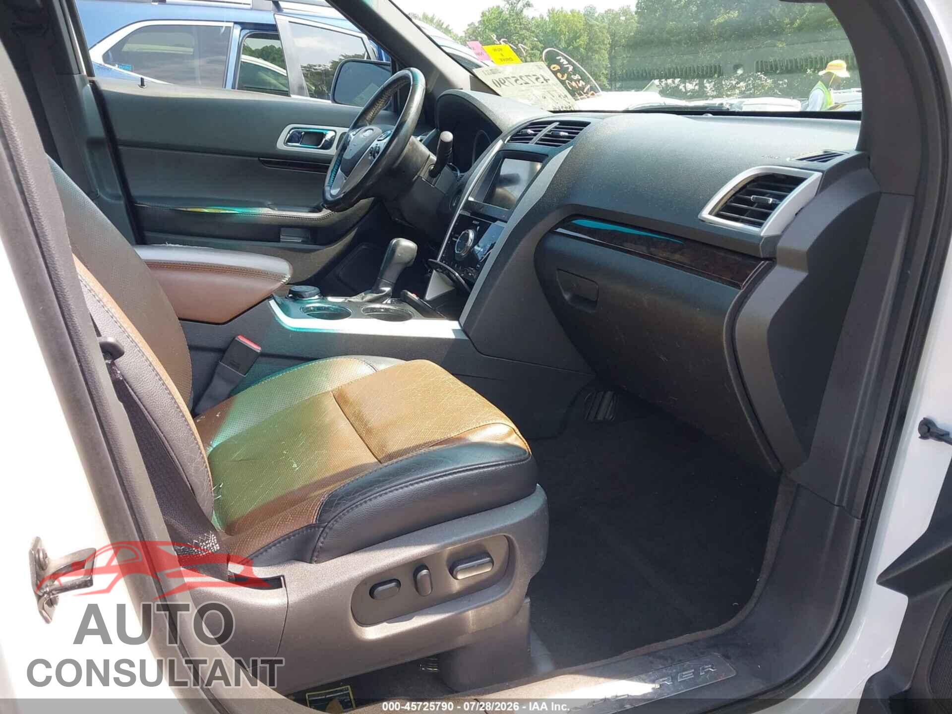 FORD EXPLORER 2011 - 1FMHK8F89BGA13280