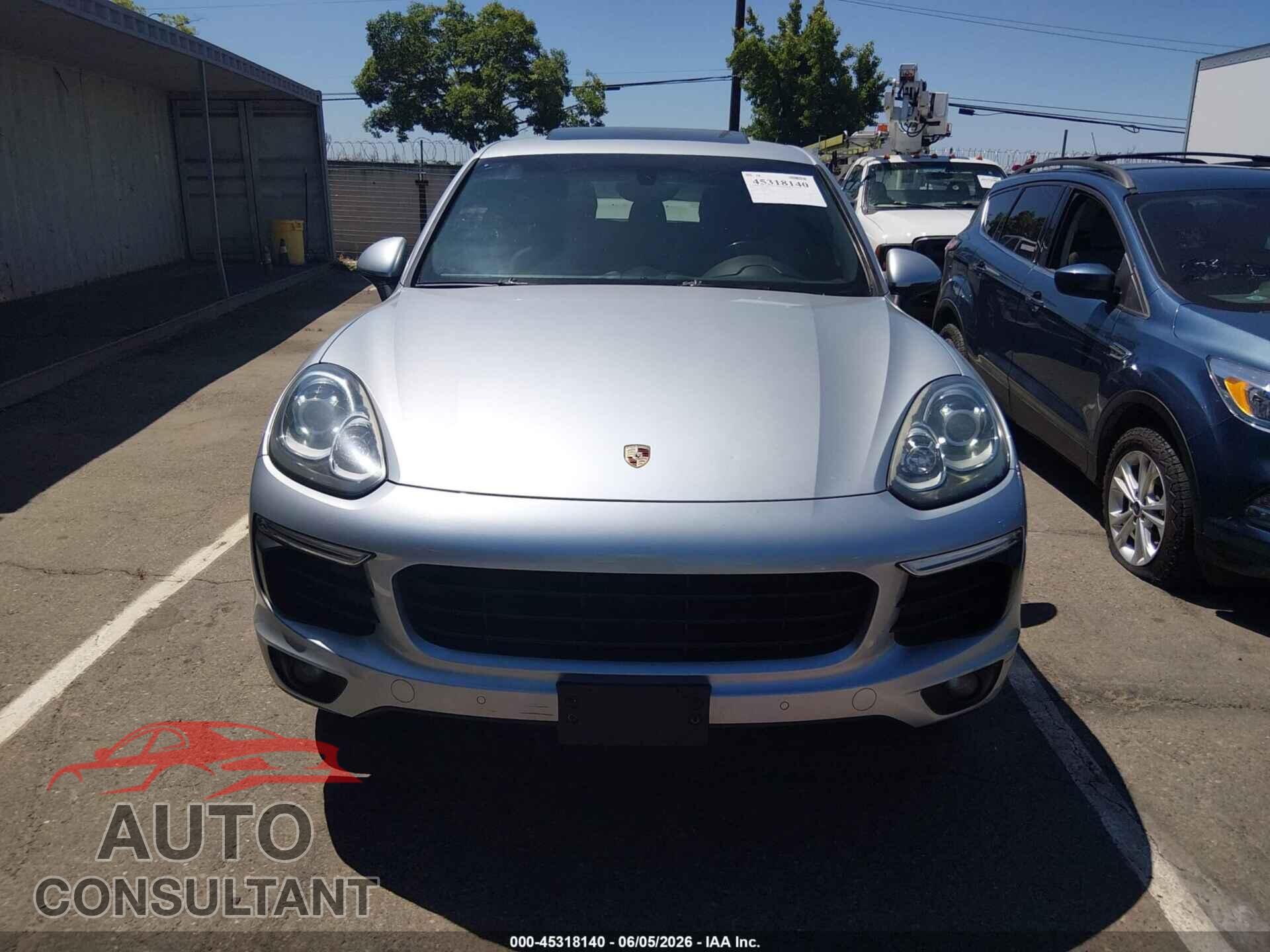 PORSCHE CAYENNE 2016 - WP1AA2A25GLA04887