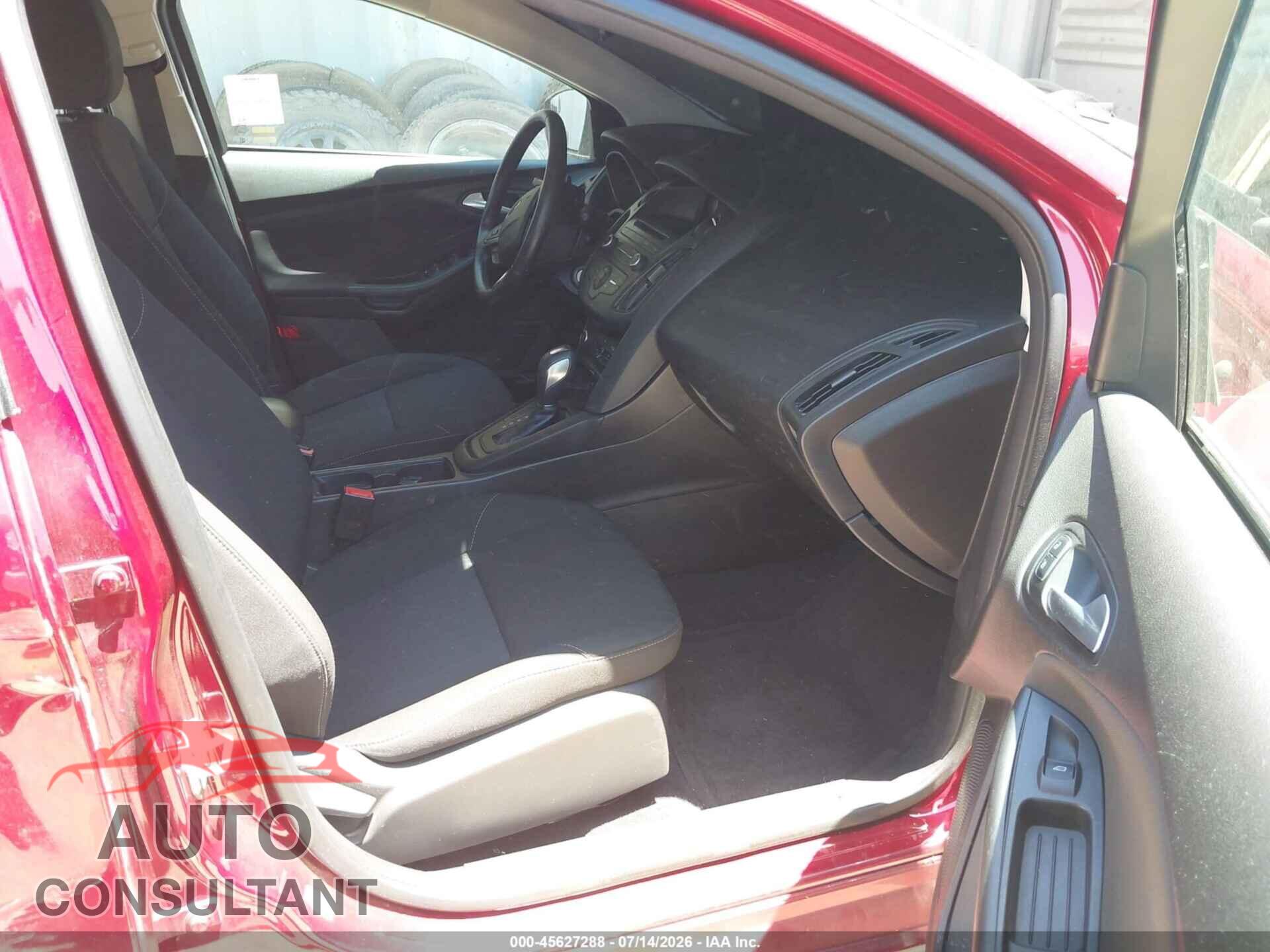 FORD FOCUS 2016 - 1FADP3K22GL238704