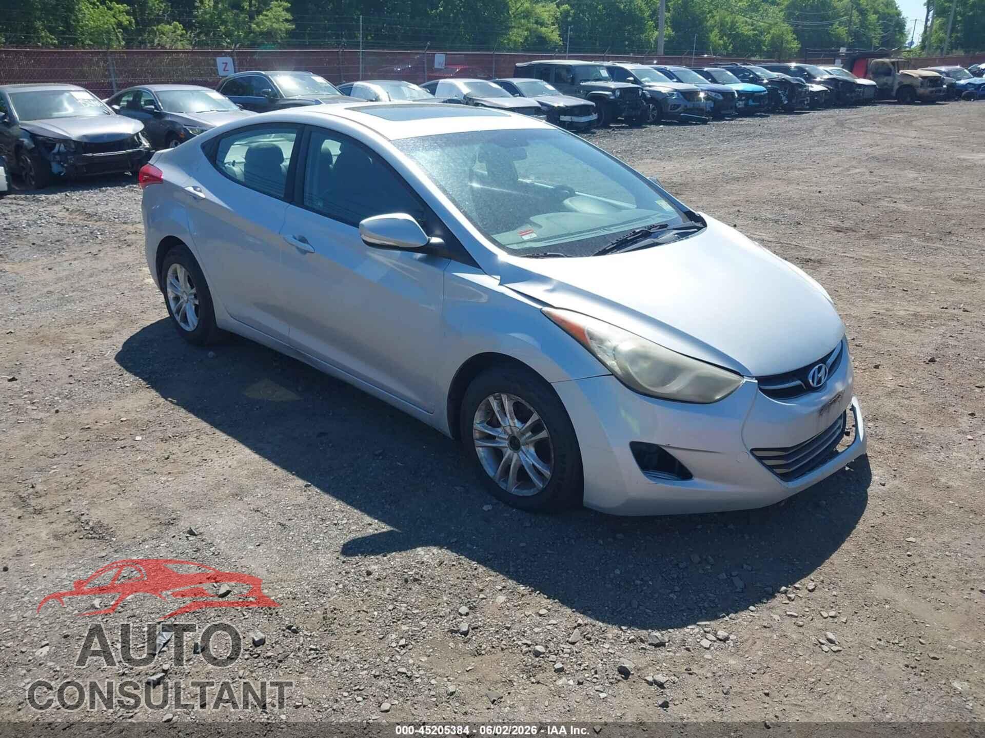 HYUNDAI ELANTRA 2011 - 5NPDH4AE0BH020735