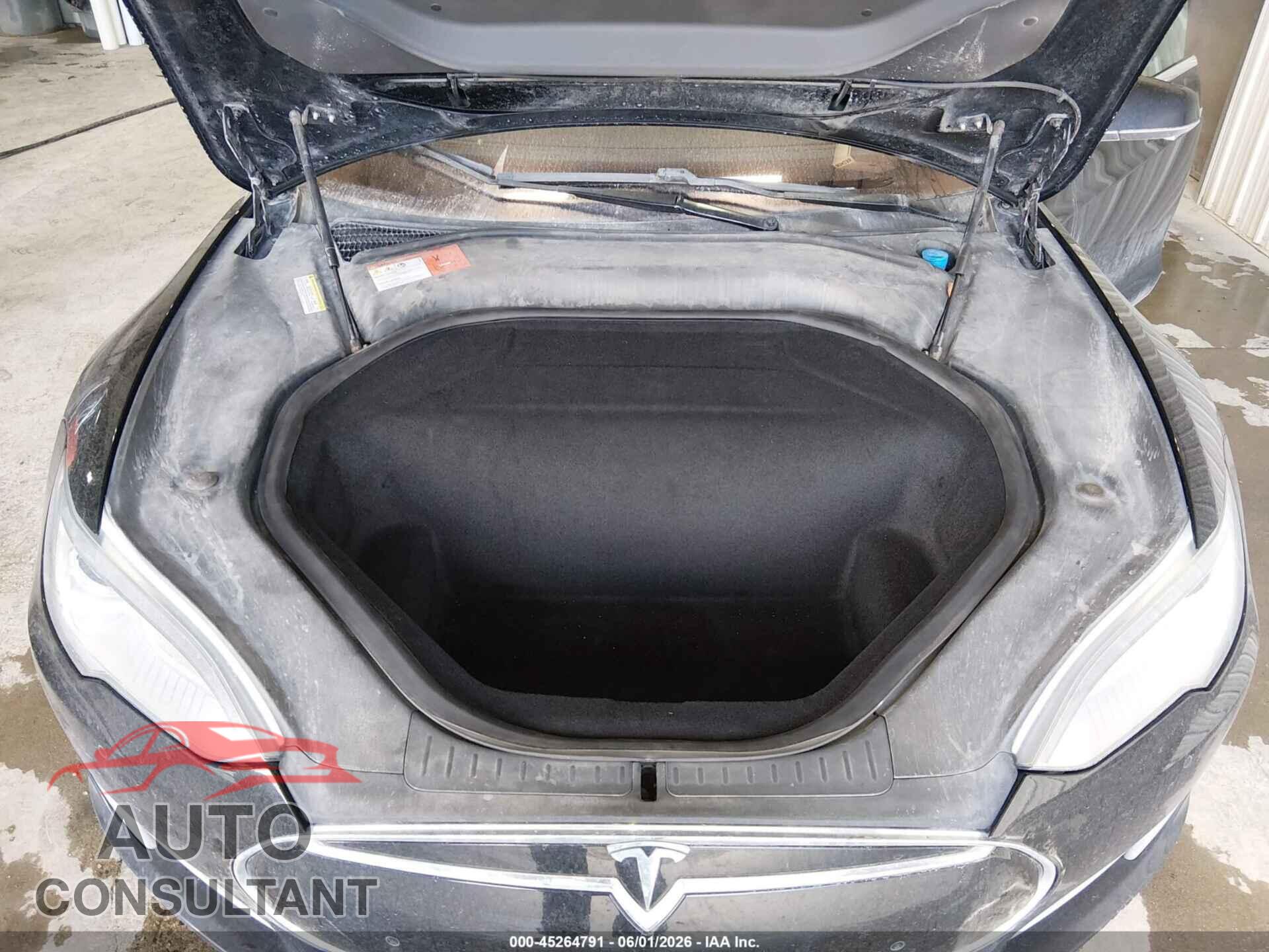 TESLA MODEL S 2014 - 5YJSA1H24EFP65996