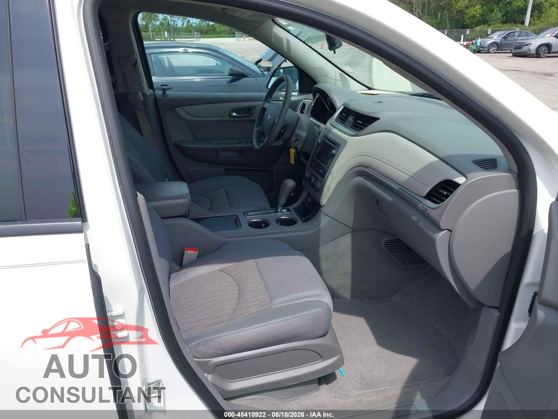 CHEVROLET TRAVERSE 2014 - 1GNKRFED4EJ155351