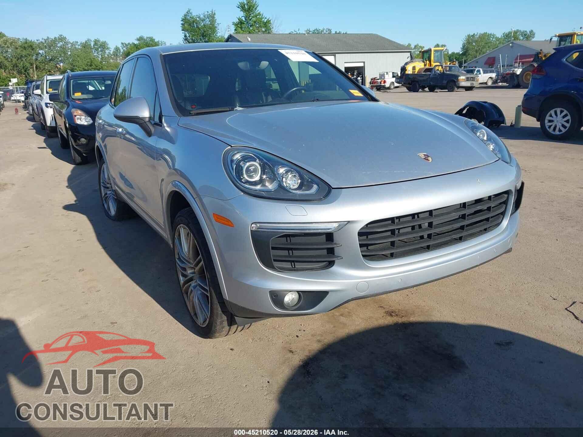 PORSCHE CAYENNE 2018 - WP1AA2A26JKA02921