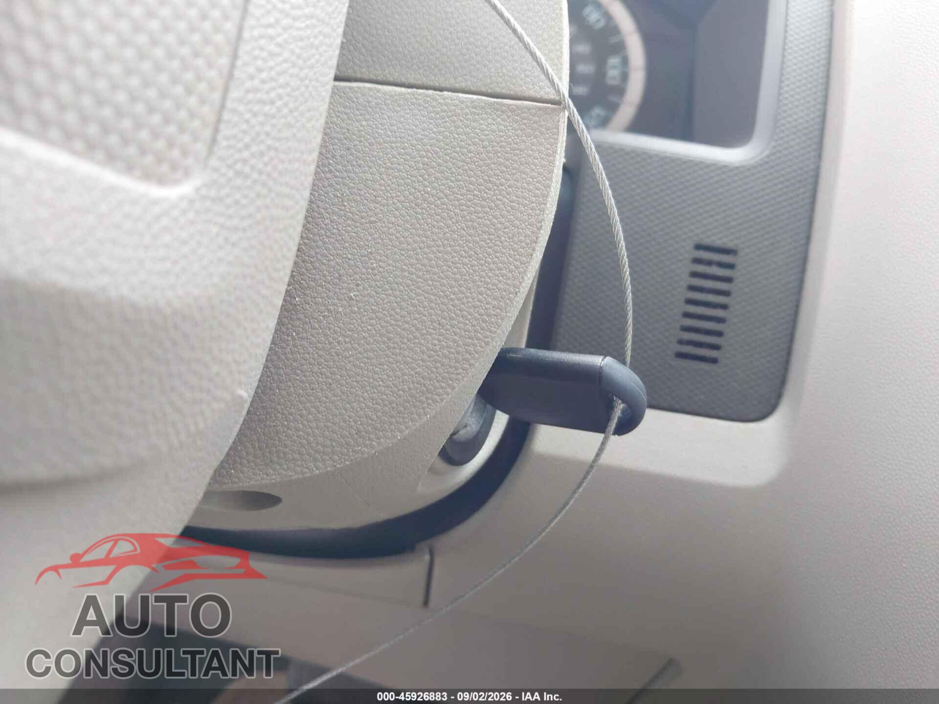 FORD ESCAPE 2010 - 1FMCU0D77AKD08132