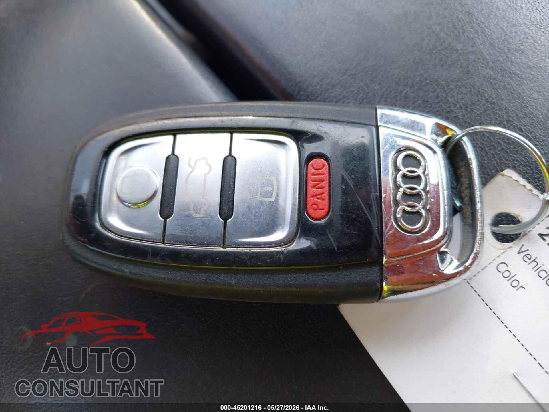 AUDI S8 2013 - WAUD2AFD2DN009154