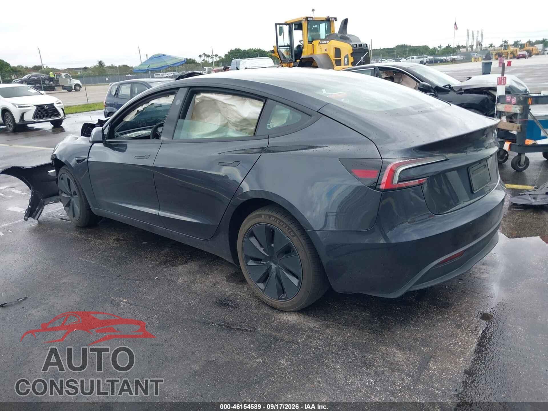 TESLA MODEL 3 2026 - 5YJ3E1EA7TF149873