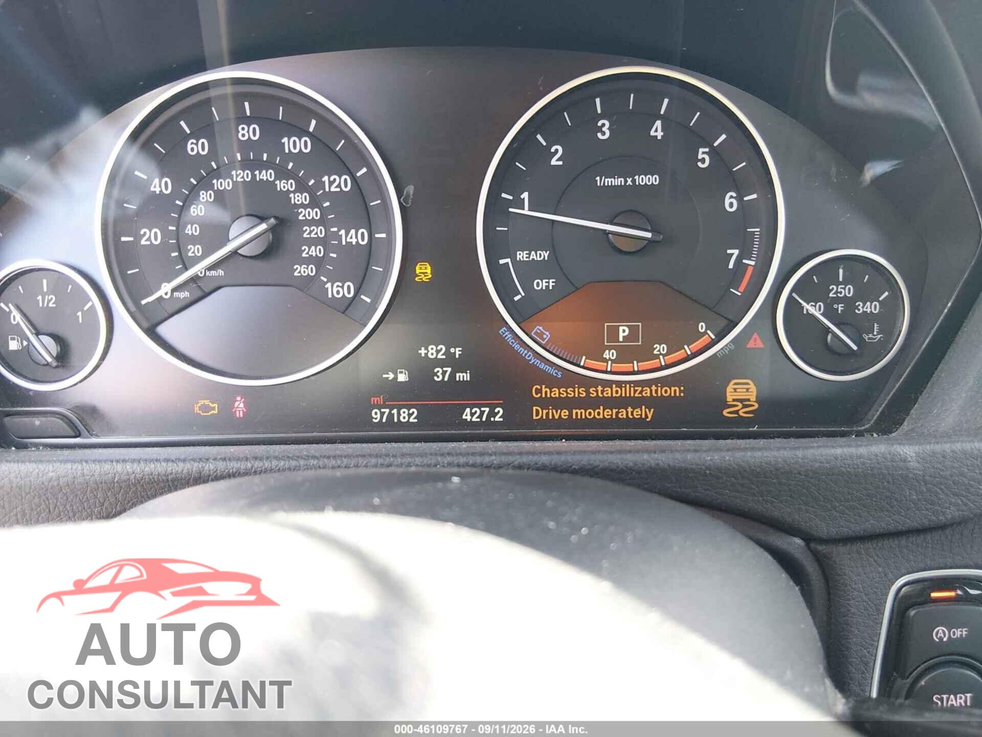 BMW 320I 2016 - WBA8E5G55GNU19832