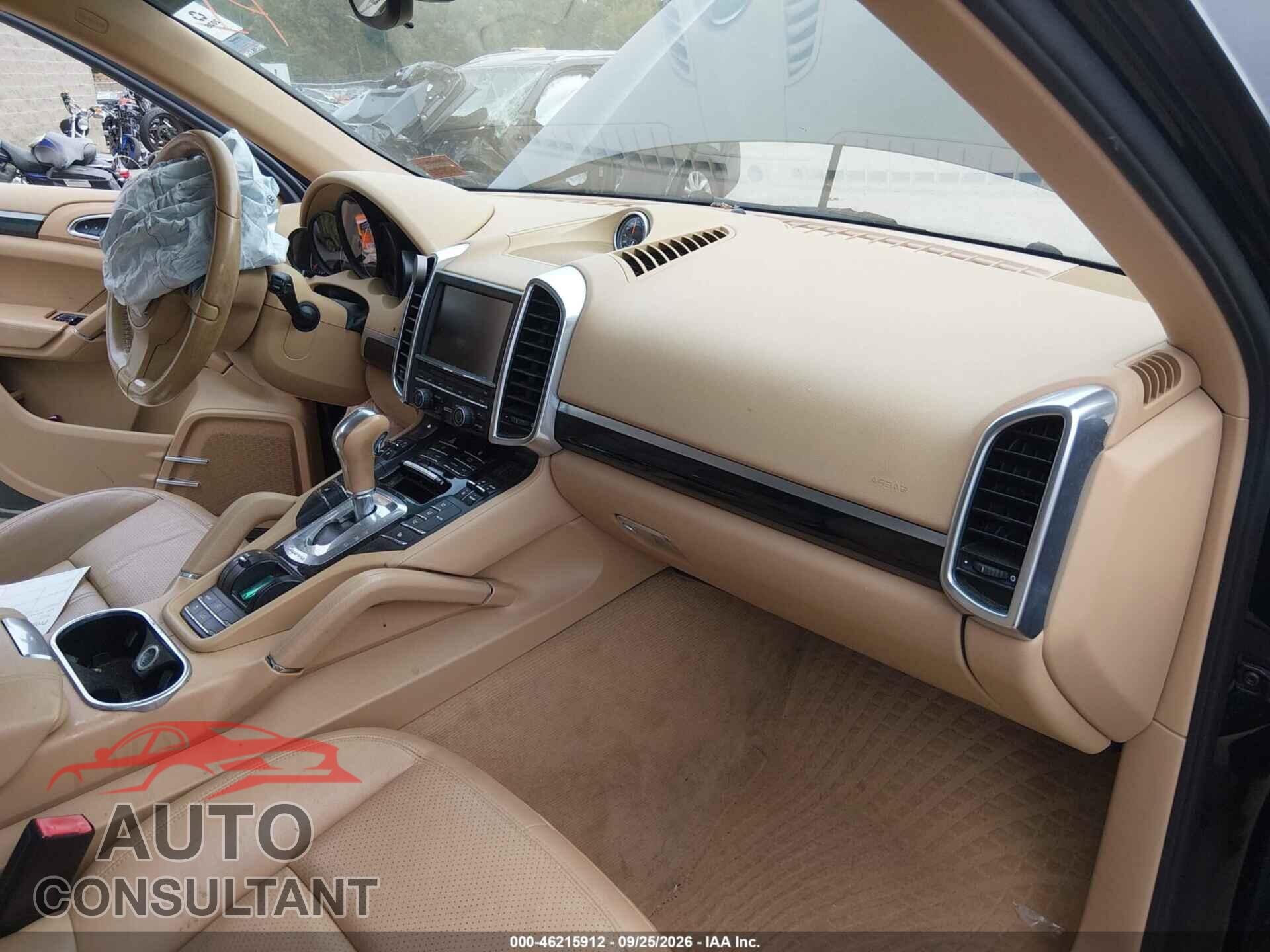 PORSCHE CAYENNE 2012 - WP1AA2A2XCLA04751