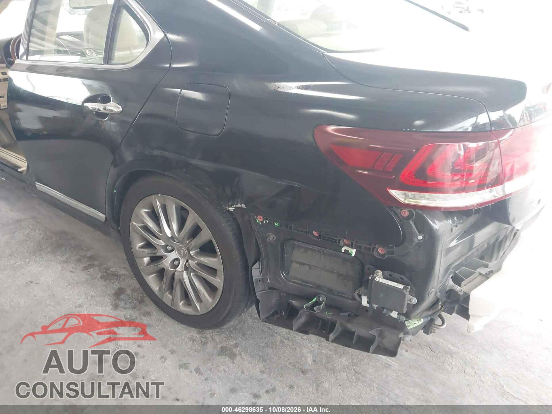 LEXUS LS 460 2015 - JTHBL5EF3F5137003