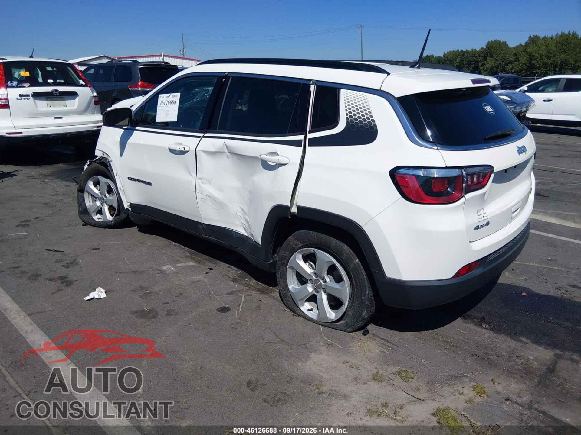JEEP COMPASS 2018 - 3C4NJDBB8JT455000