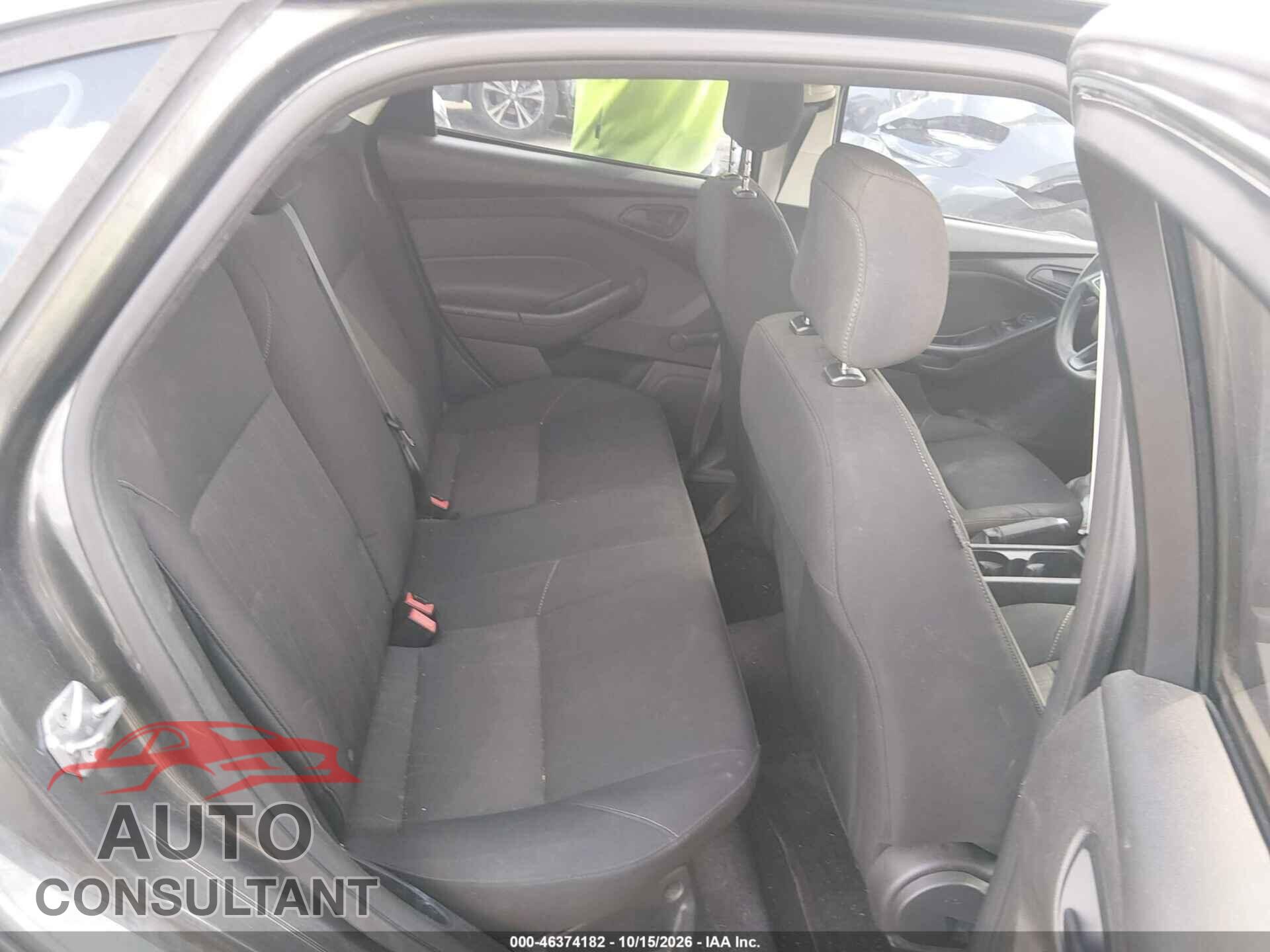 FORD FOCUS 2016 - 1FADP3E21GL233862