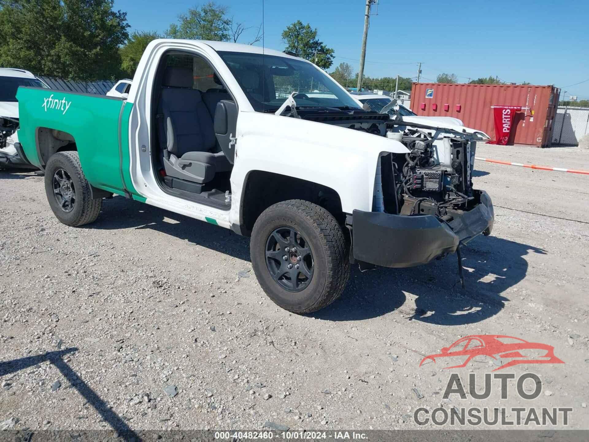 CHEVROLET SILVERADO 1500 2018 - 1GCNCNEH8JZ359005