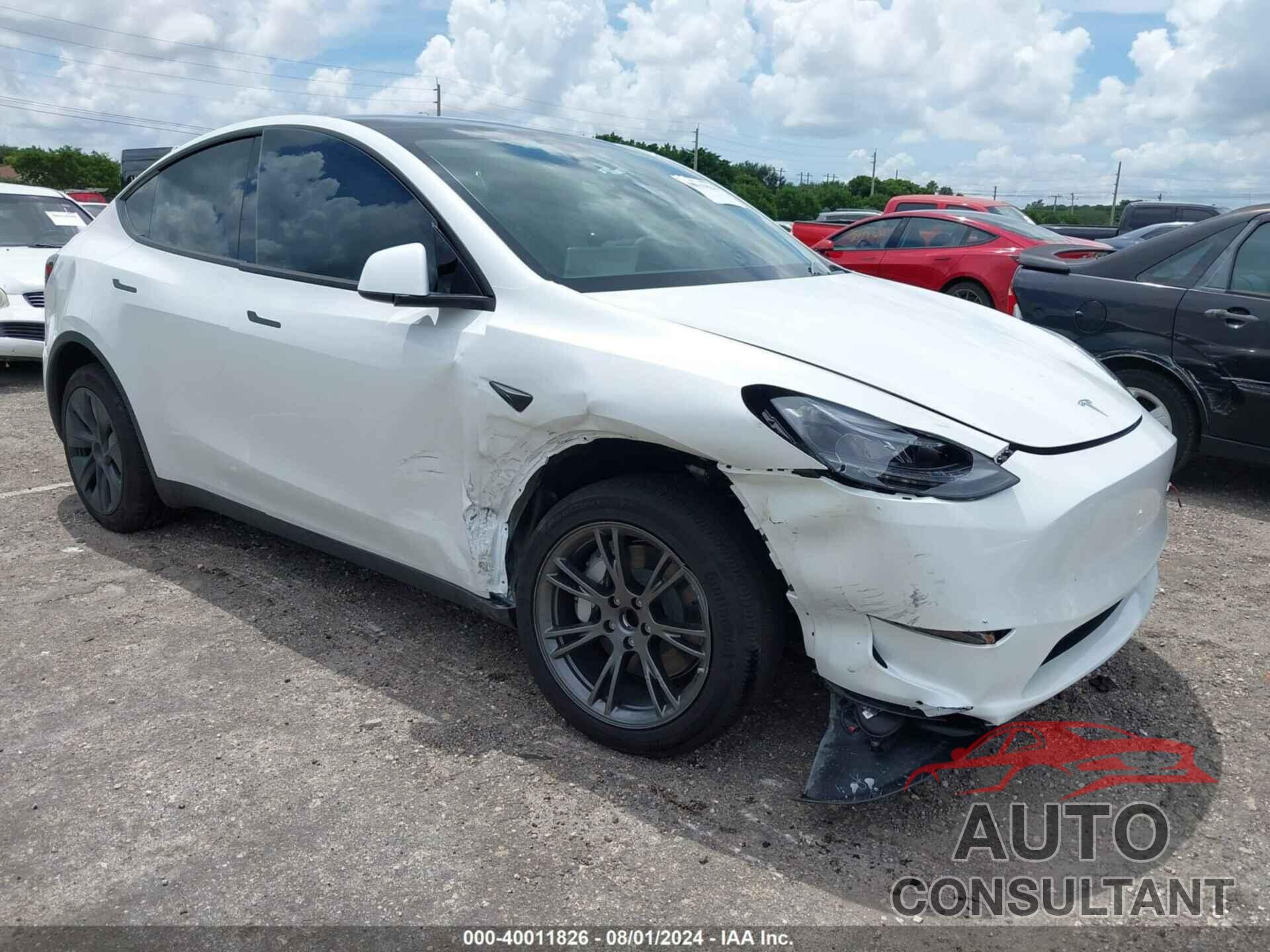 TESLA MODEL Y 2024 - 7SAYGDED7RF099550