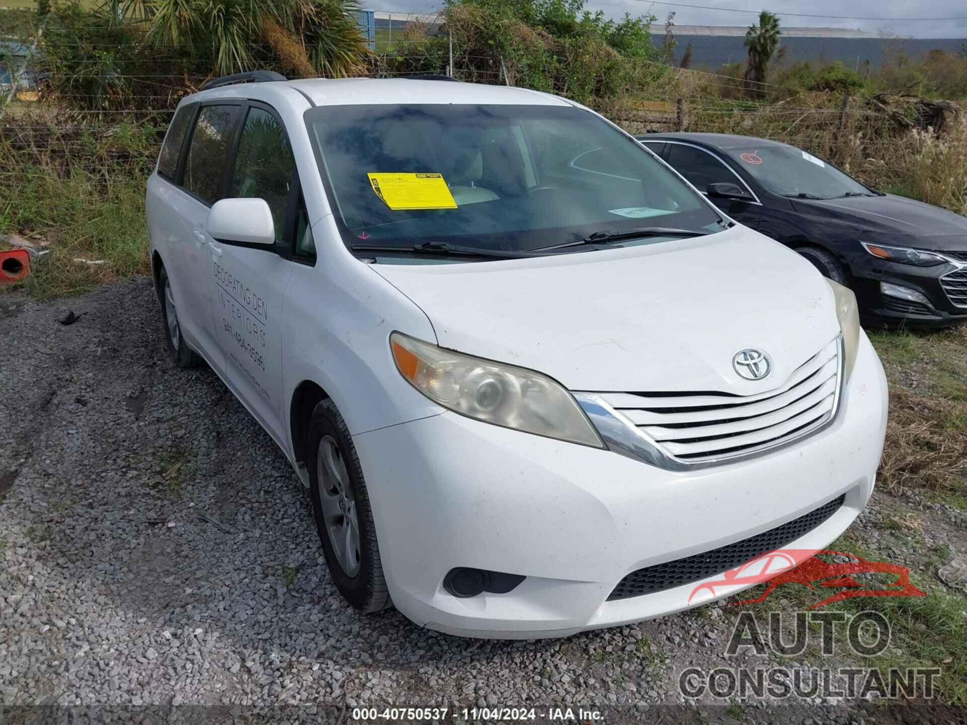 TOYOTA SIENNA 2015 - 5TDKK3DC3FS563235