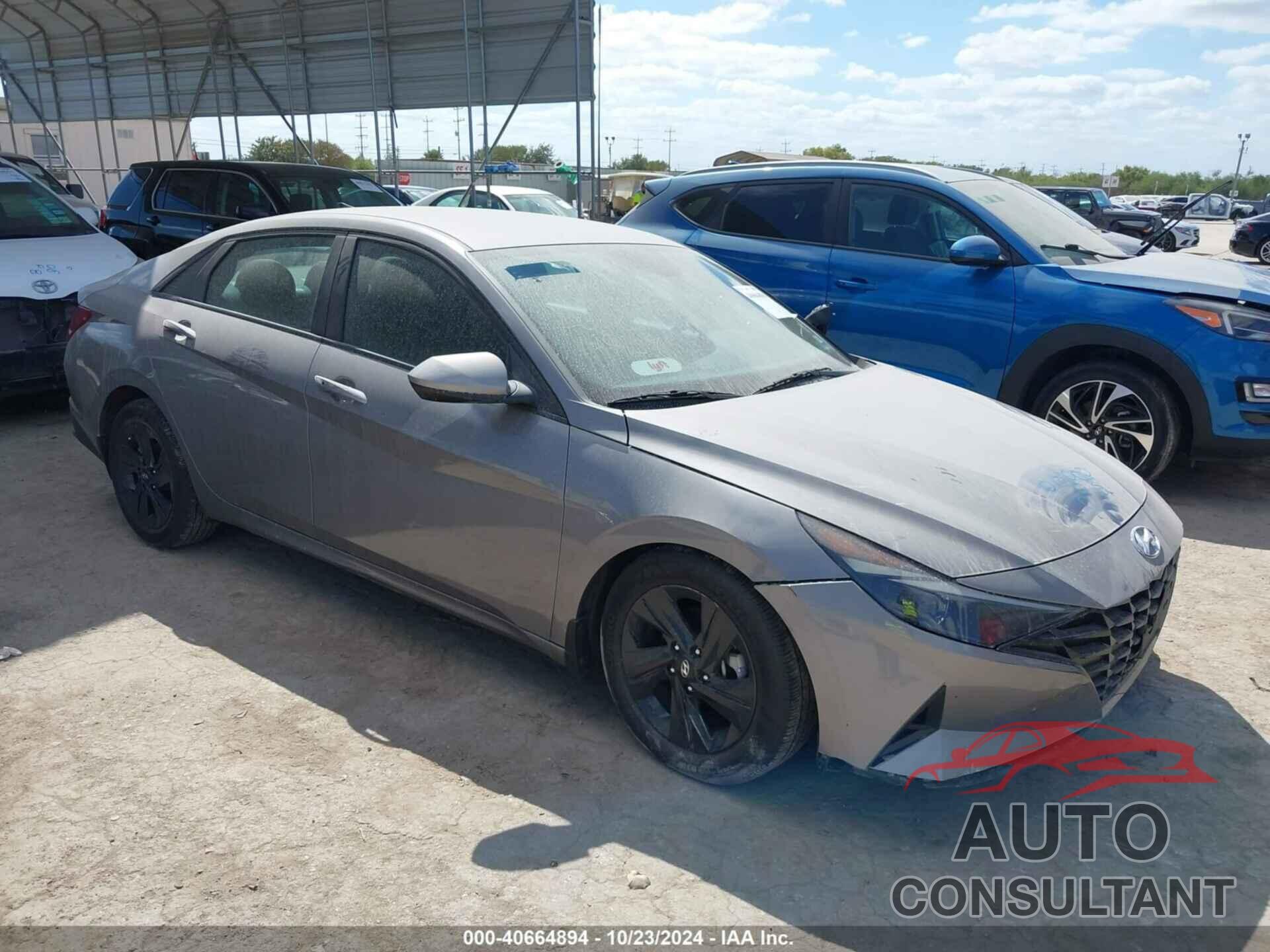 HYUNDAI ELANTRA 2023 - KMHLM4AG5PU449158