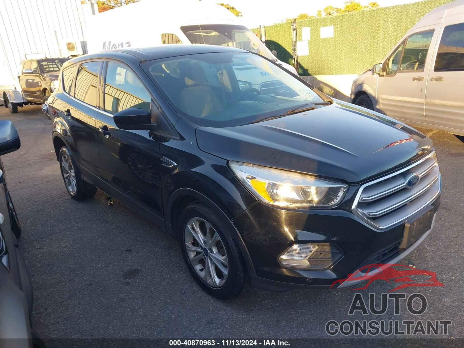 FORD ESCAPE 2017 - 1FMCU9G97HUB33980
