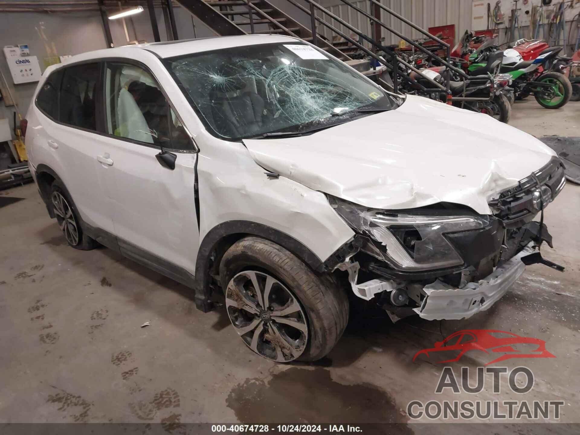 SUBARU FORESTER 2023 - JF2SKAPC1PH527261
