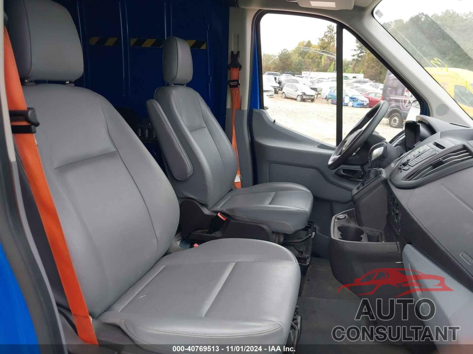 FORD TRANSIT-250 2019 - 1FTYR2CM2KKA24925