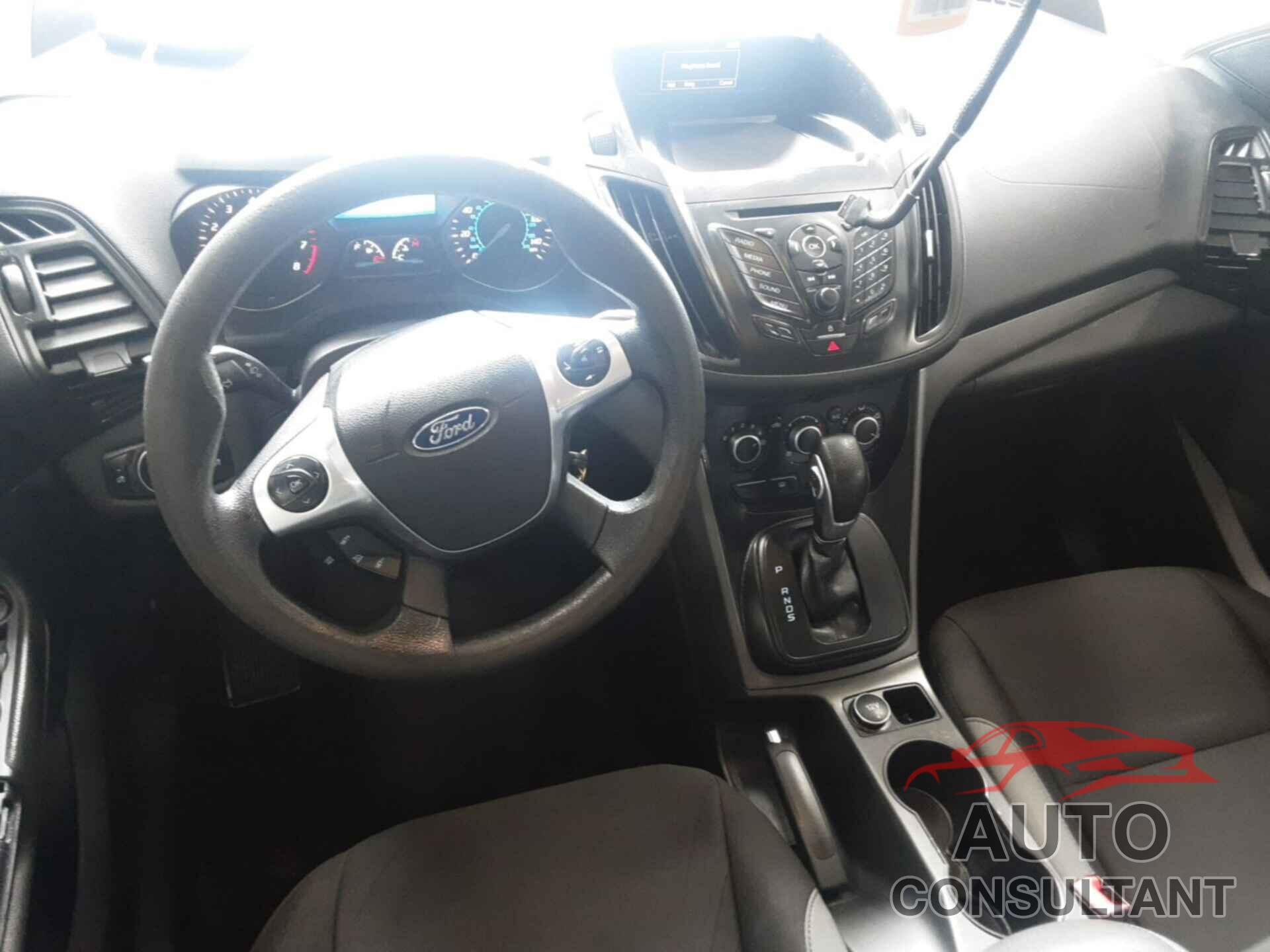 FORD ESCAPE 2016 - 1FMCU0F77GUA18483