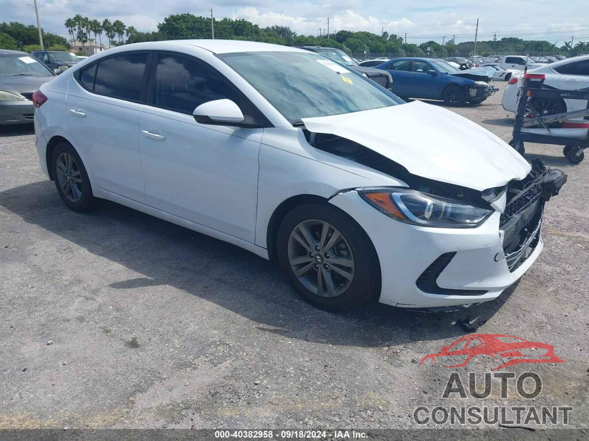 HYUNDAI ELANTRA 2018 - 5NPD84LF0JH237786