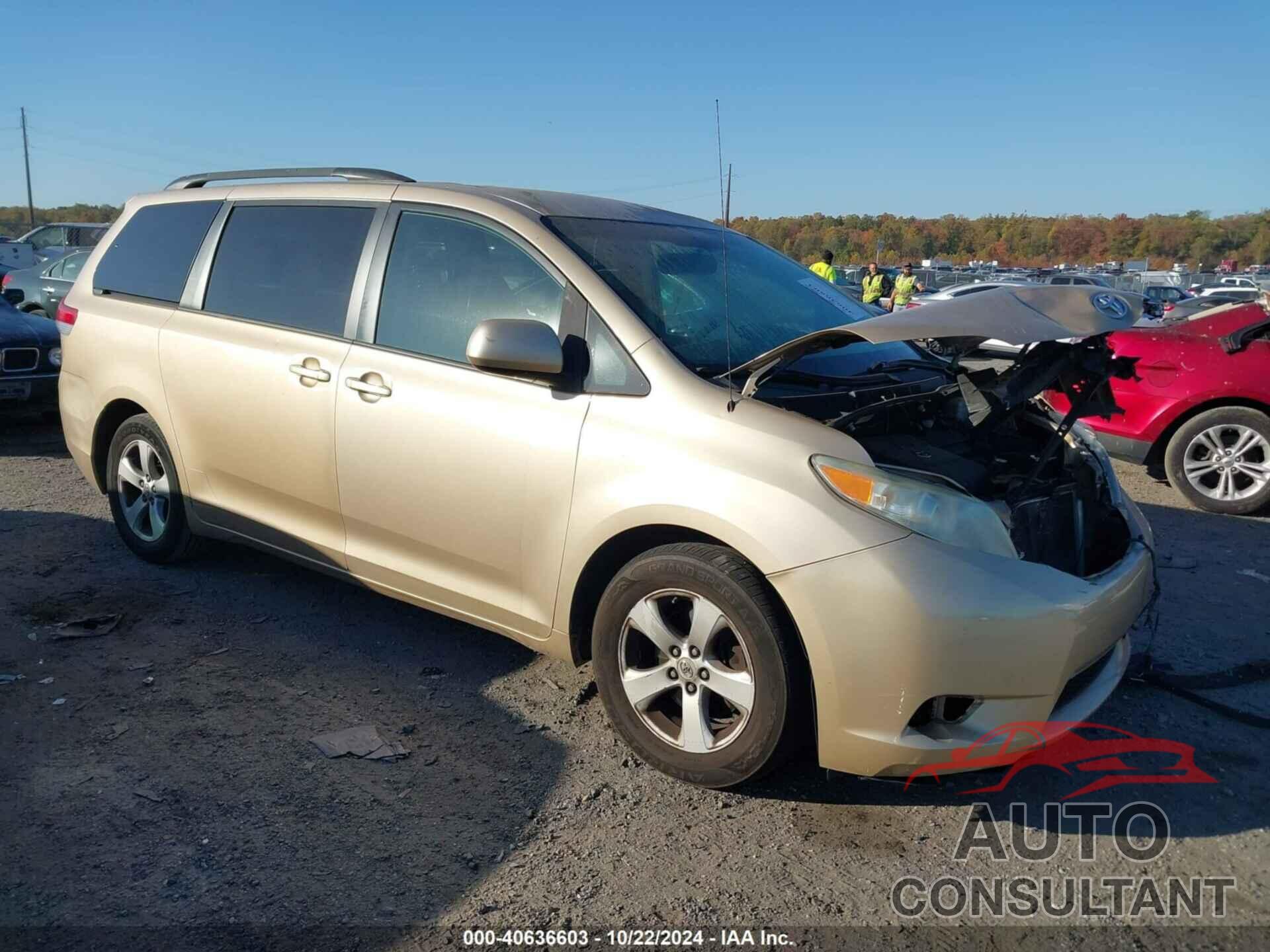 TOYOTA SIENNA 2011 - 5TDKK3DC7BS131354